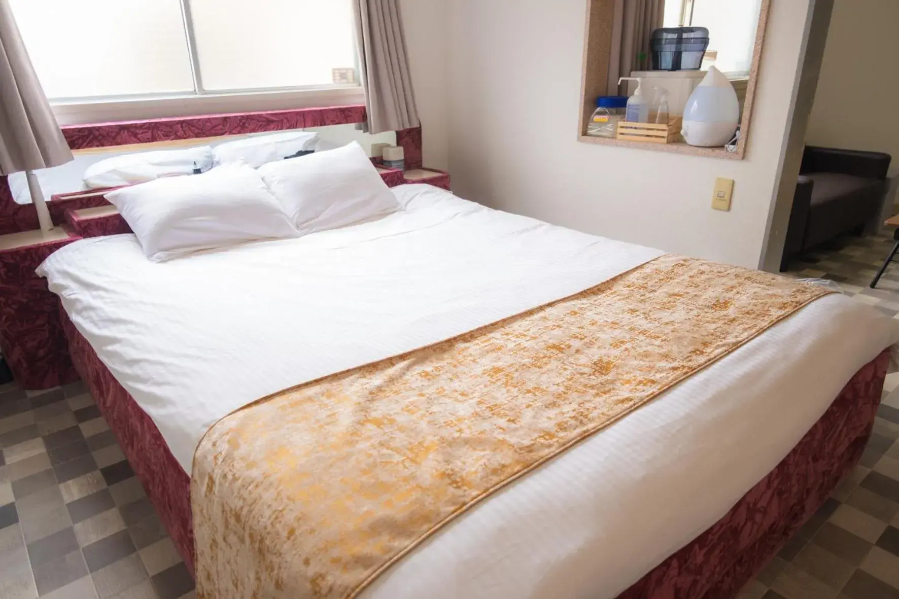 Bed in Hotel Lucia at Maebashi Akagi Bed in Hotel Lucia at Maebashi Akagi