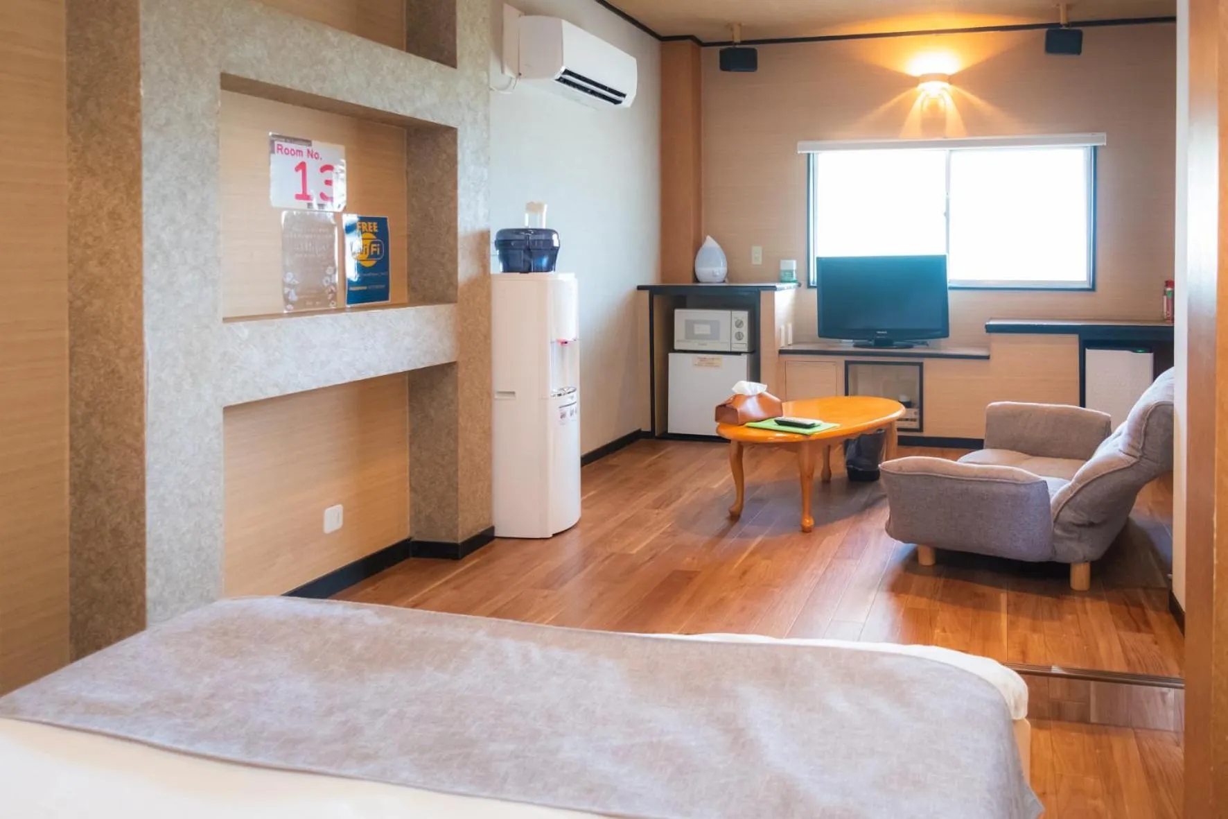 Bed in Hotel Lucia at Maebashi Akagi