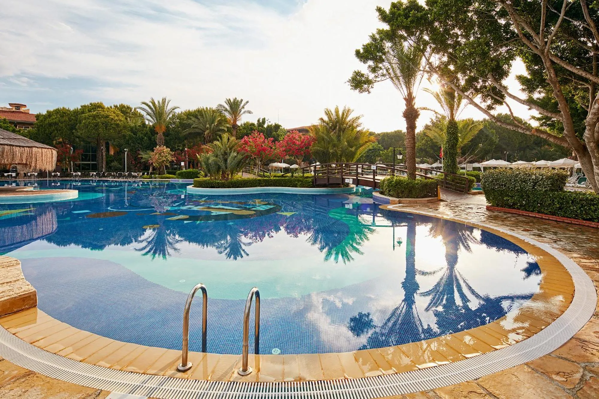 Swimming pool in Gloria Golf Resort