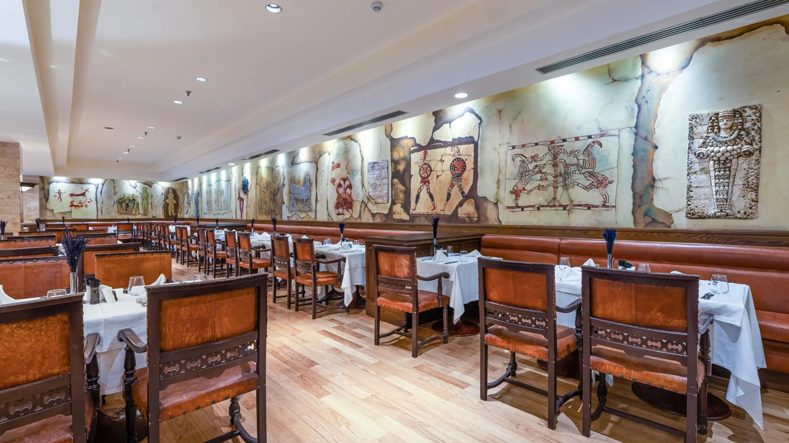 Restaurant/places to eat in Gloria Golf Resort