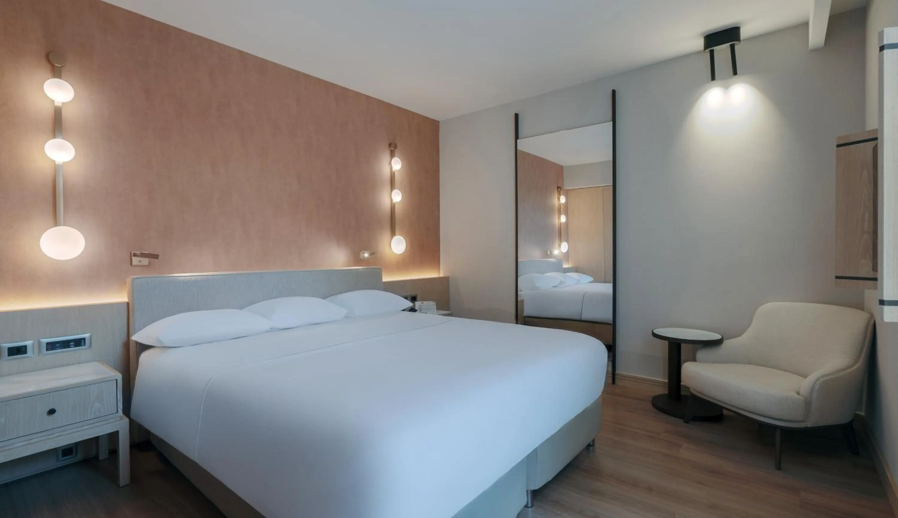 Bed in Gloria Golf Resort