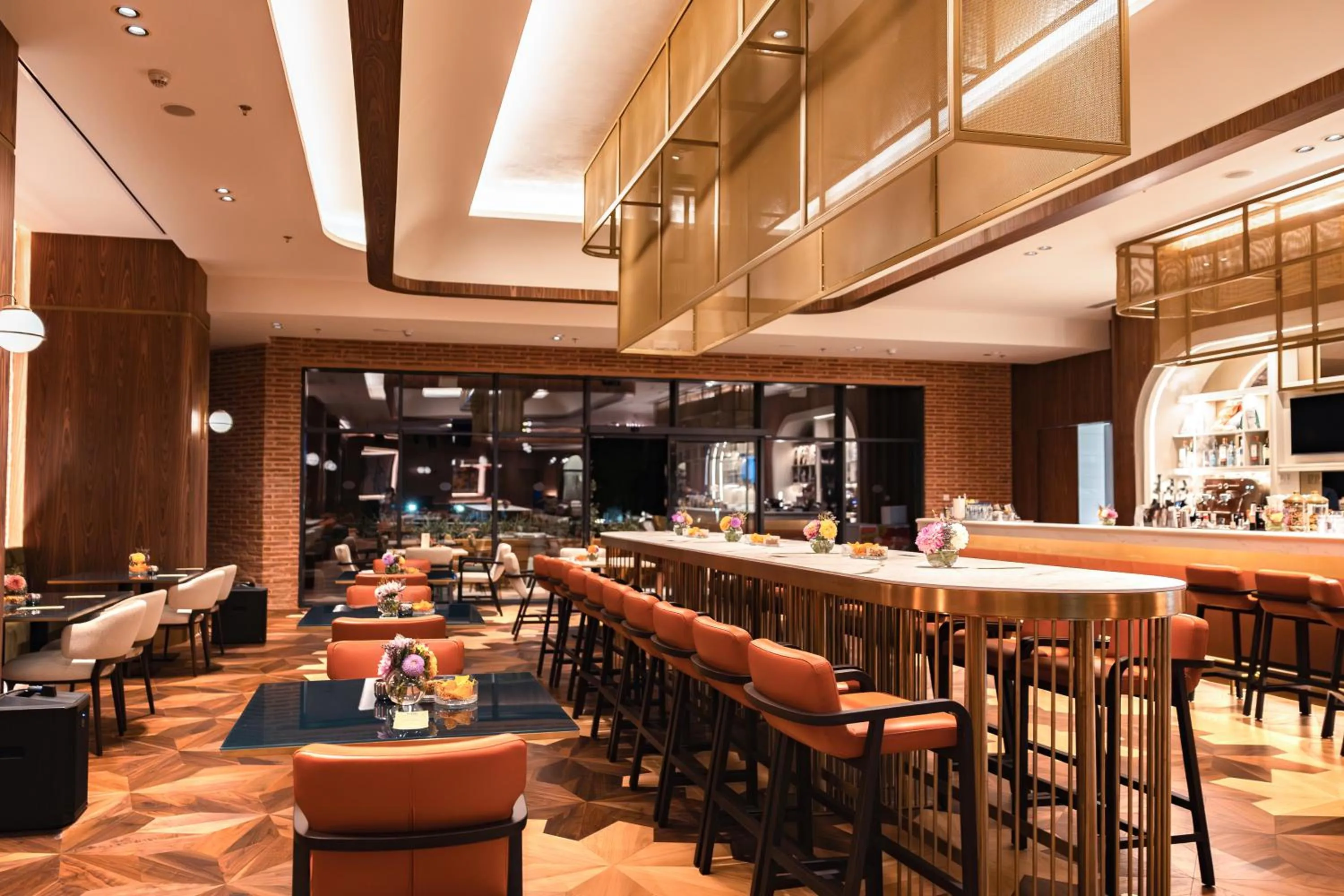 Restaurant/places to eat in Gloria Golf Resort