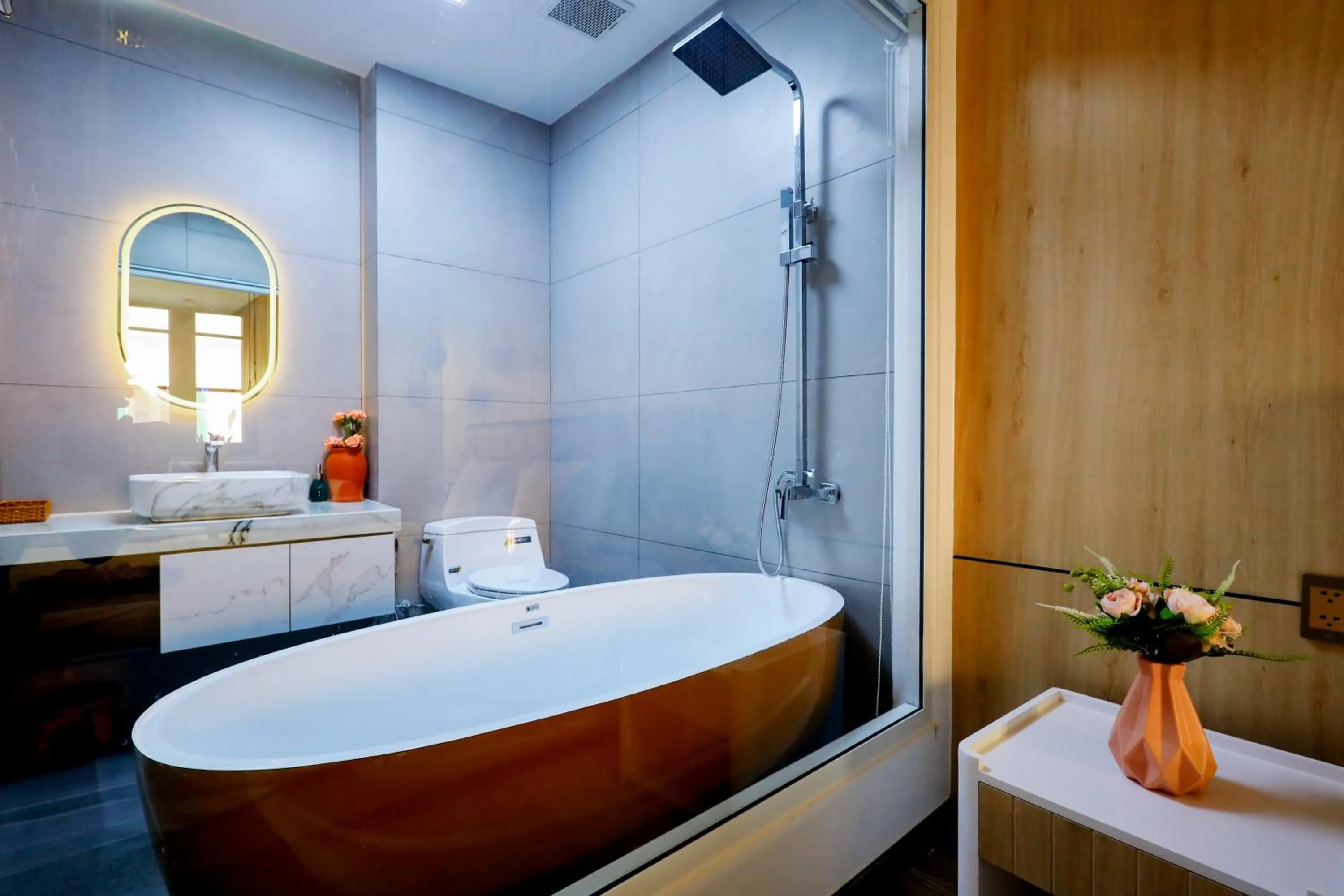 Bath, Bed in Sunset Sorrento Phu Quoc