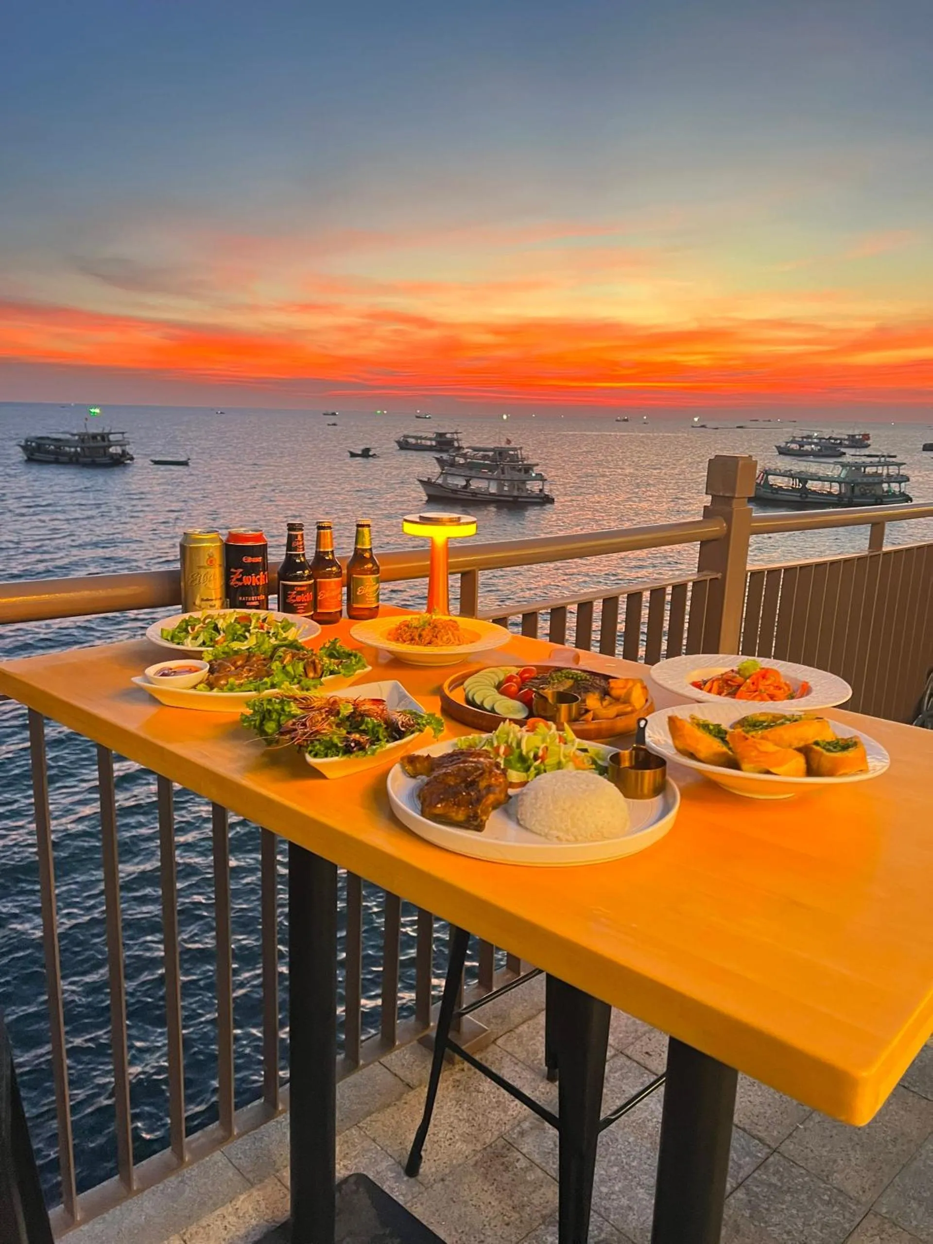 Restaurant/places to eat in Sunset Sorrento Phu Quoc