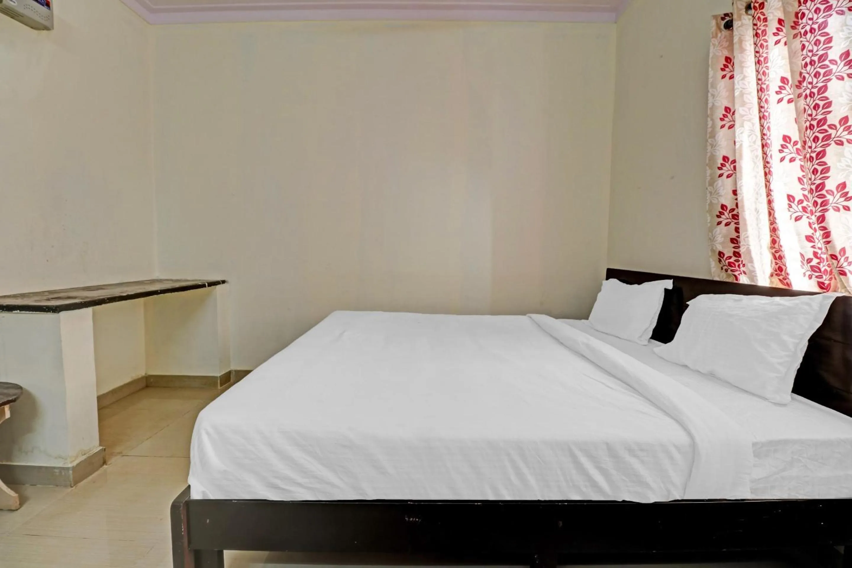 Bedroom, Bed in Hotel O Green Residency K Narayanapura Cross Bus Stop