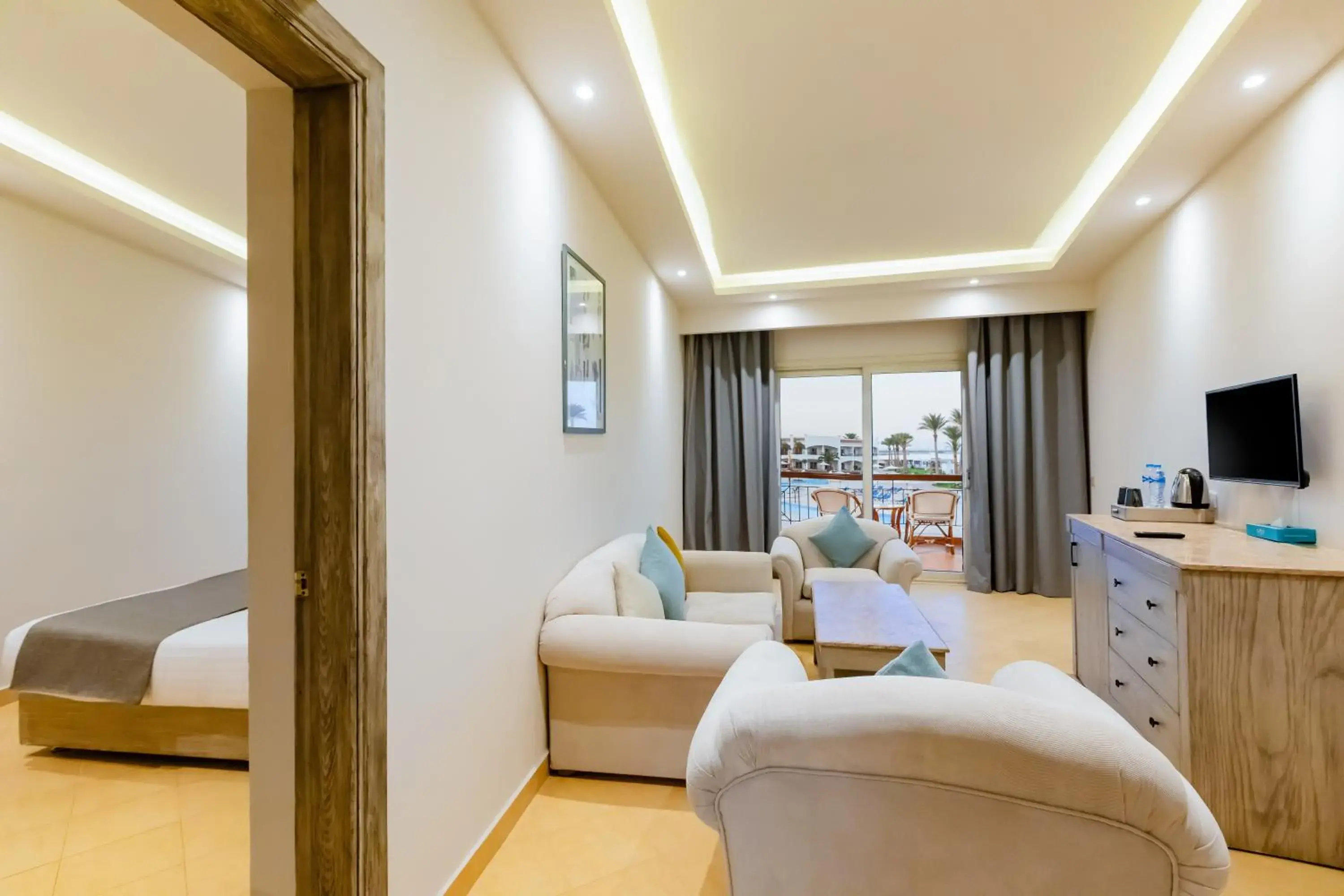 Bed in Sunrise Alma Bay Resort Bed in Sunrise Alma Bay Resort