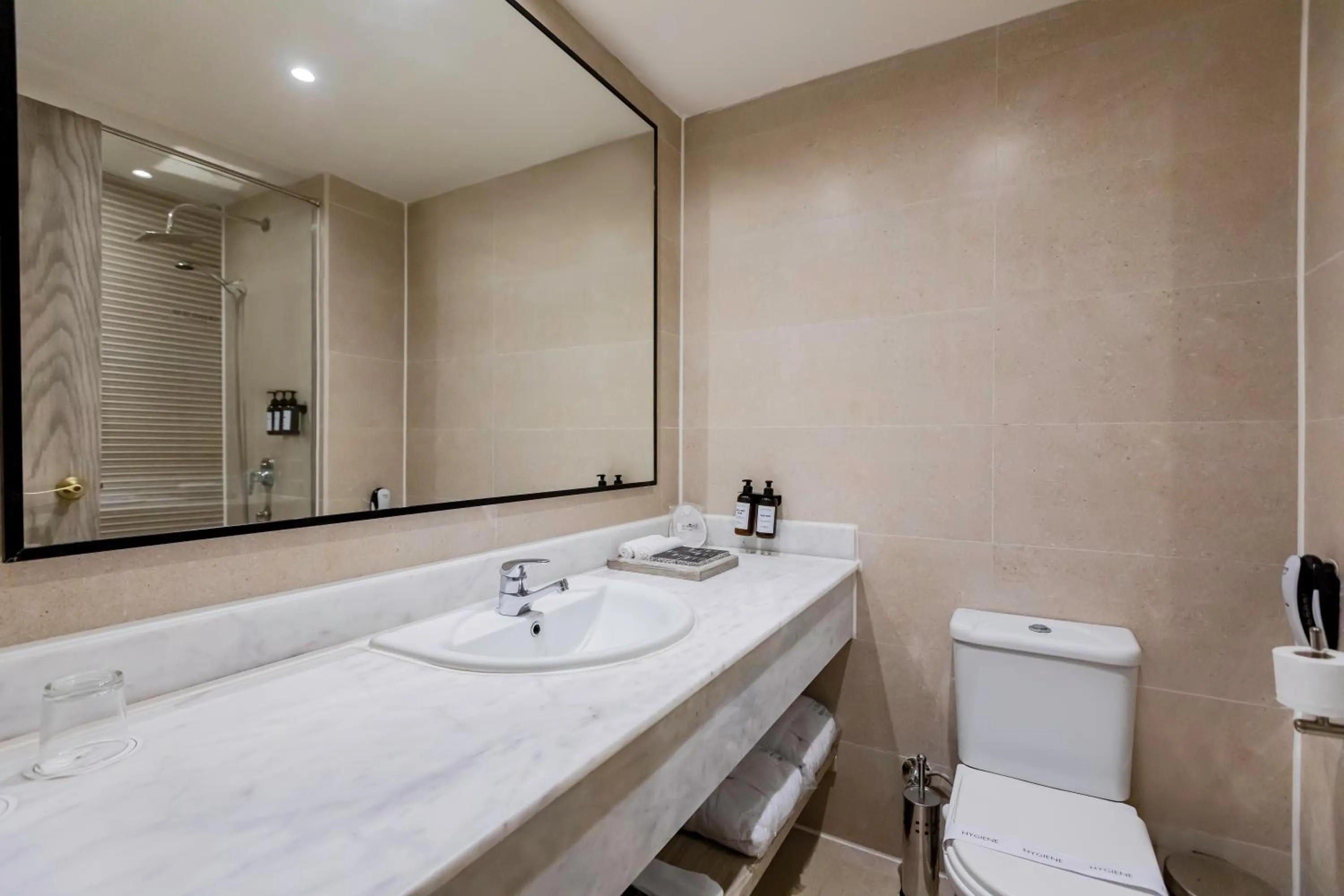 Shower in Sunrise Alma Bay Resort