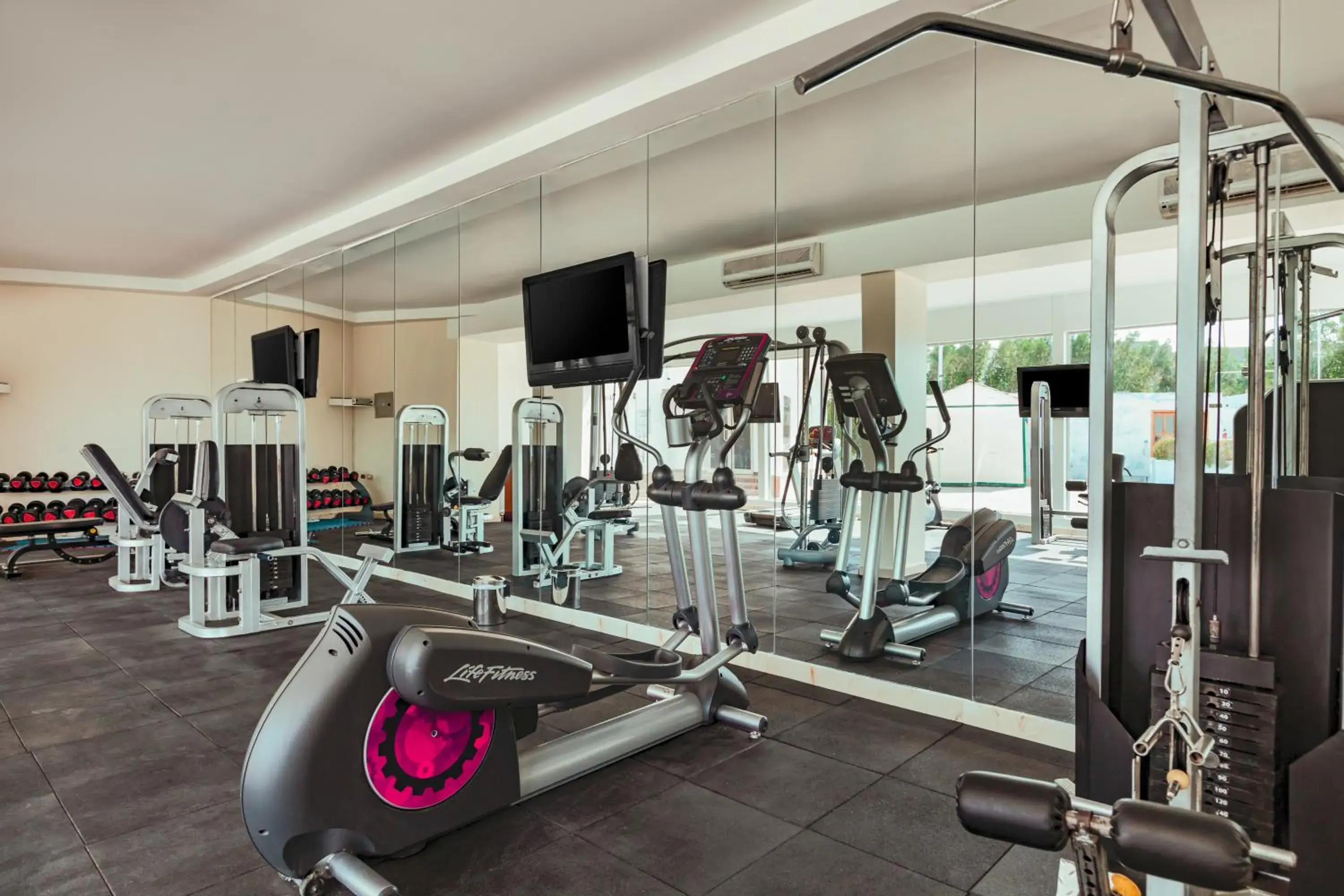 Fitness centre/facilities in Sunrise Alma Bay Resort Fitness centre/facilities in Sunrise Alma Bay Resort