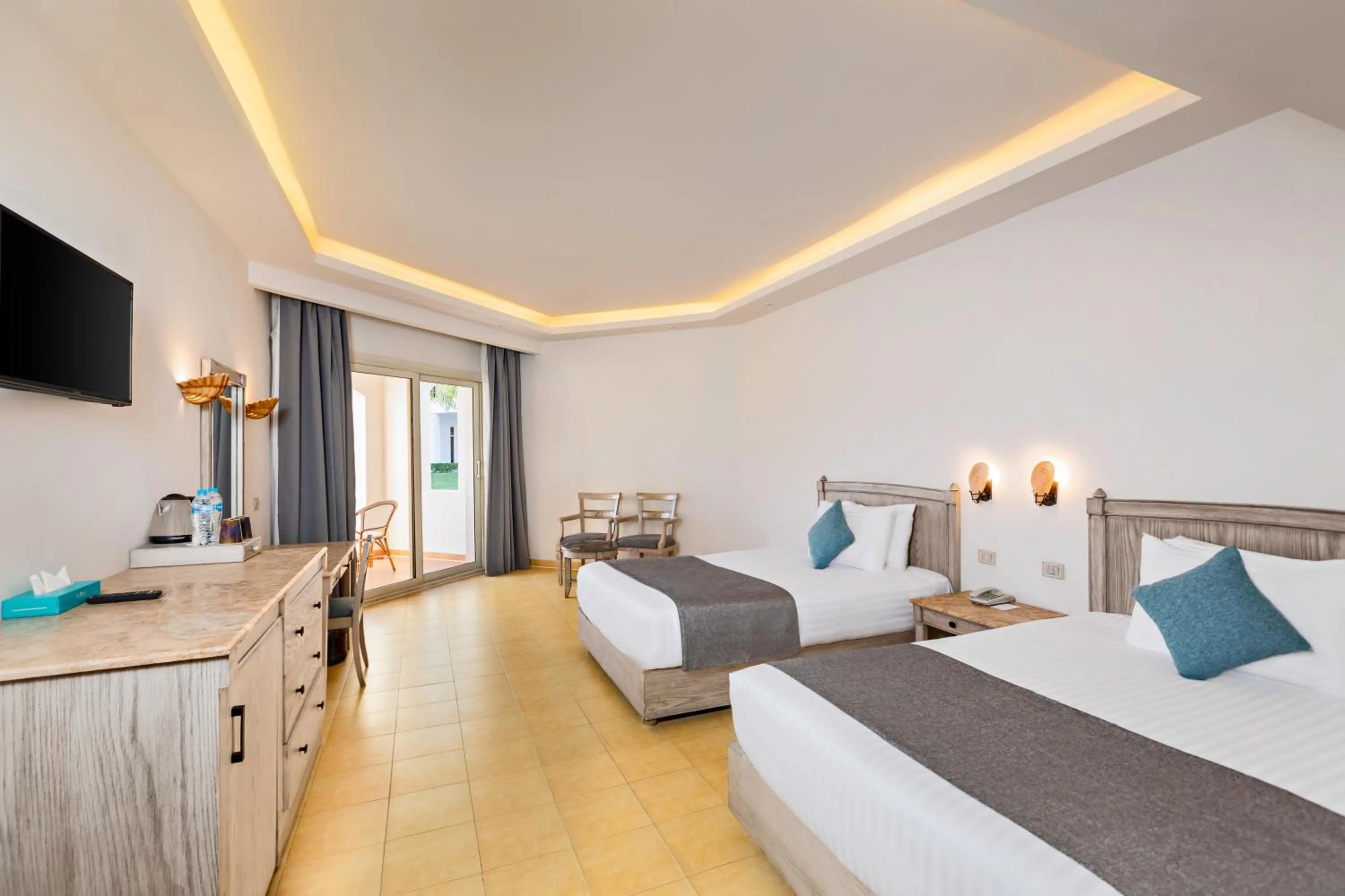 Bed in Sunrise Alma Bay Resort