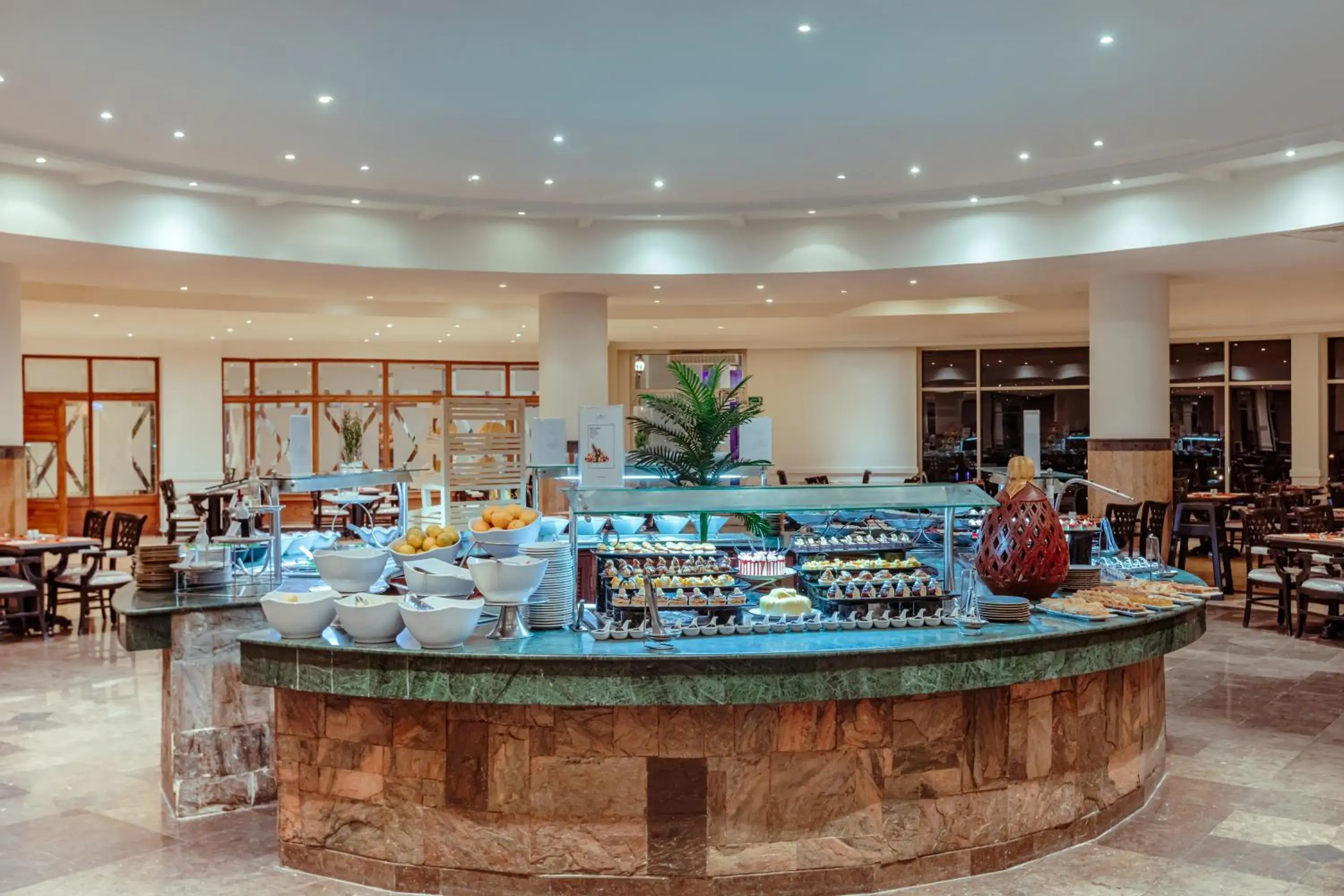 Restaurant/places to eat in Sunrise Alma Bay Resort Restaurant/places to eat in Sunrise Alma Bay Resort