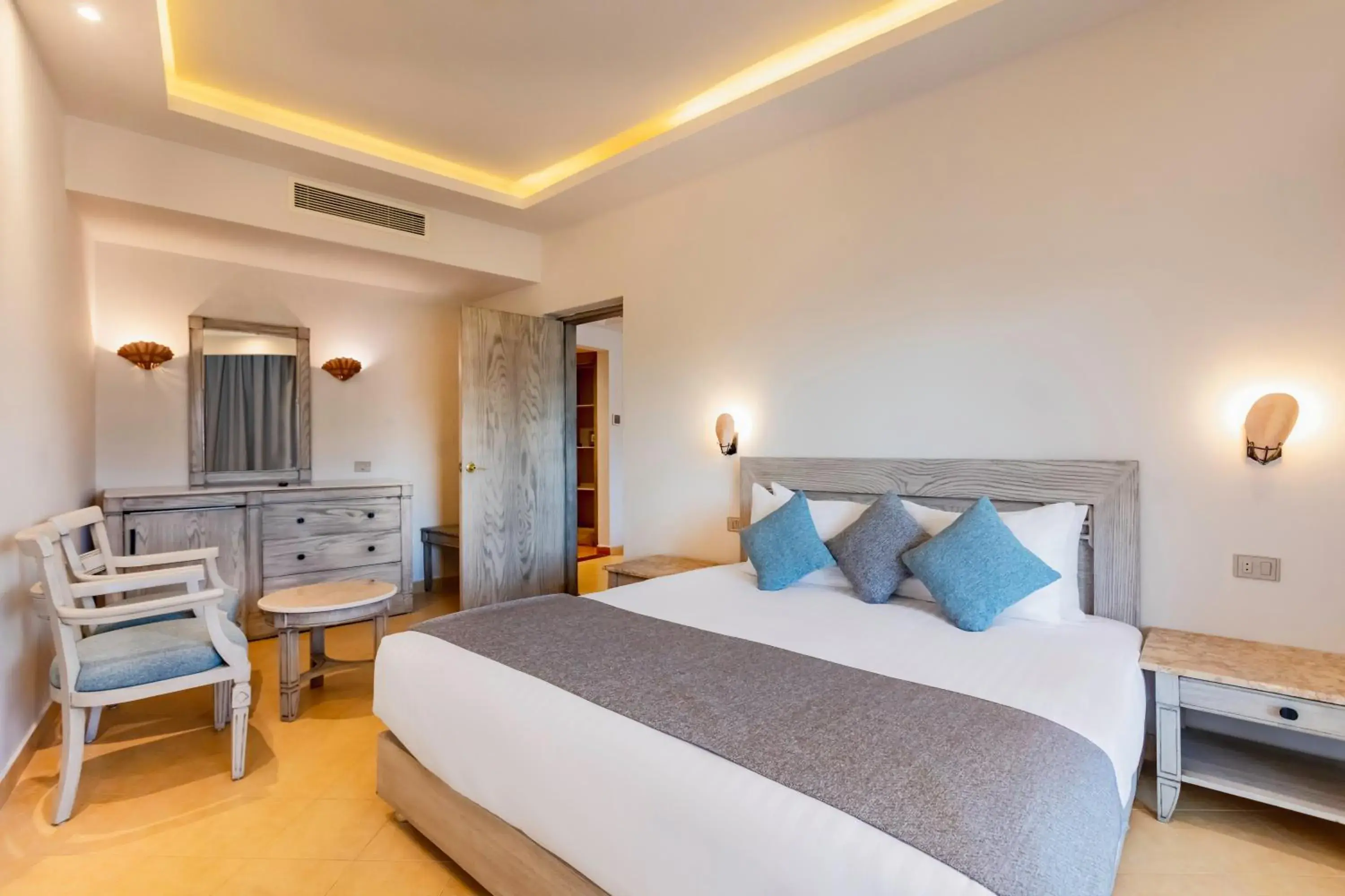 Bed in Sunrise Alma Bay Resort Bed in Sunrise Alma Bay Resort