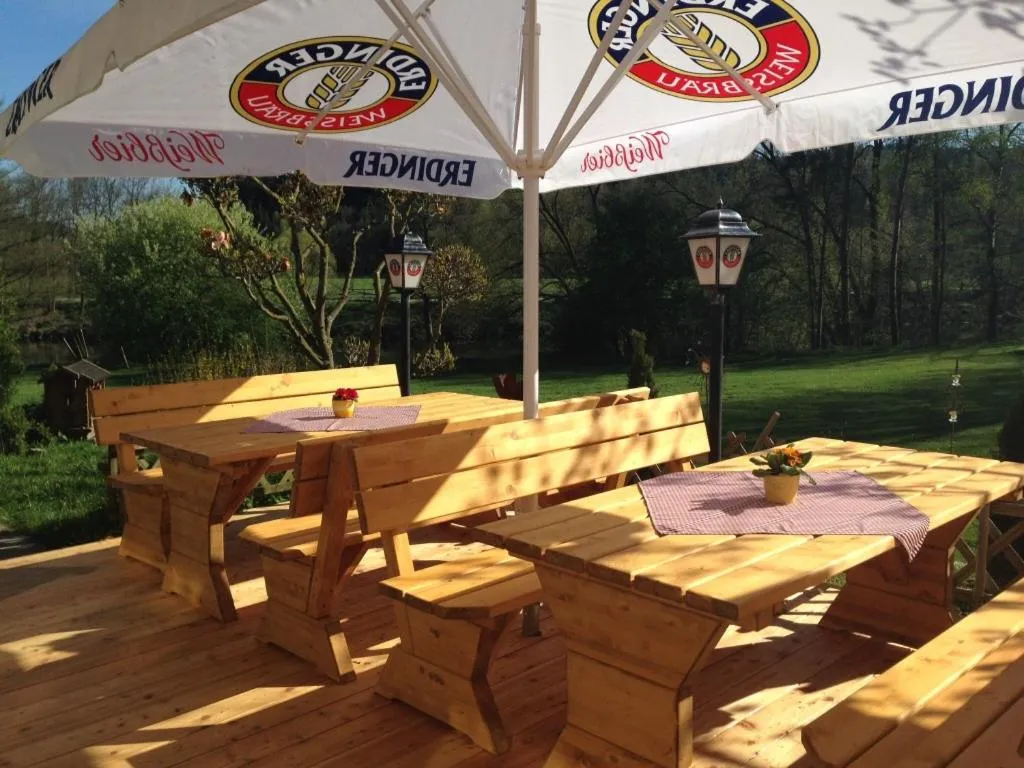 Restaurant/places to eat in Gasthof Pension Fischerstüberl