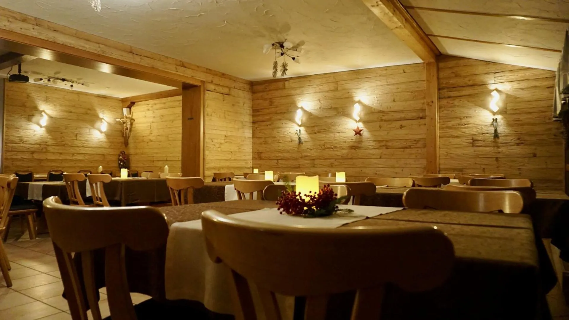 Restaurant/places to eat in Gasthof Pension Fischerstüberl