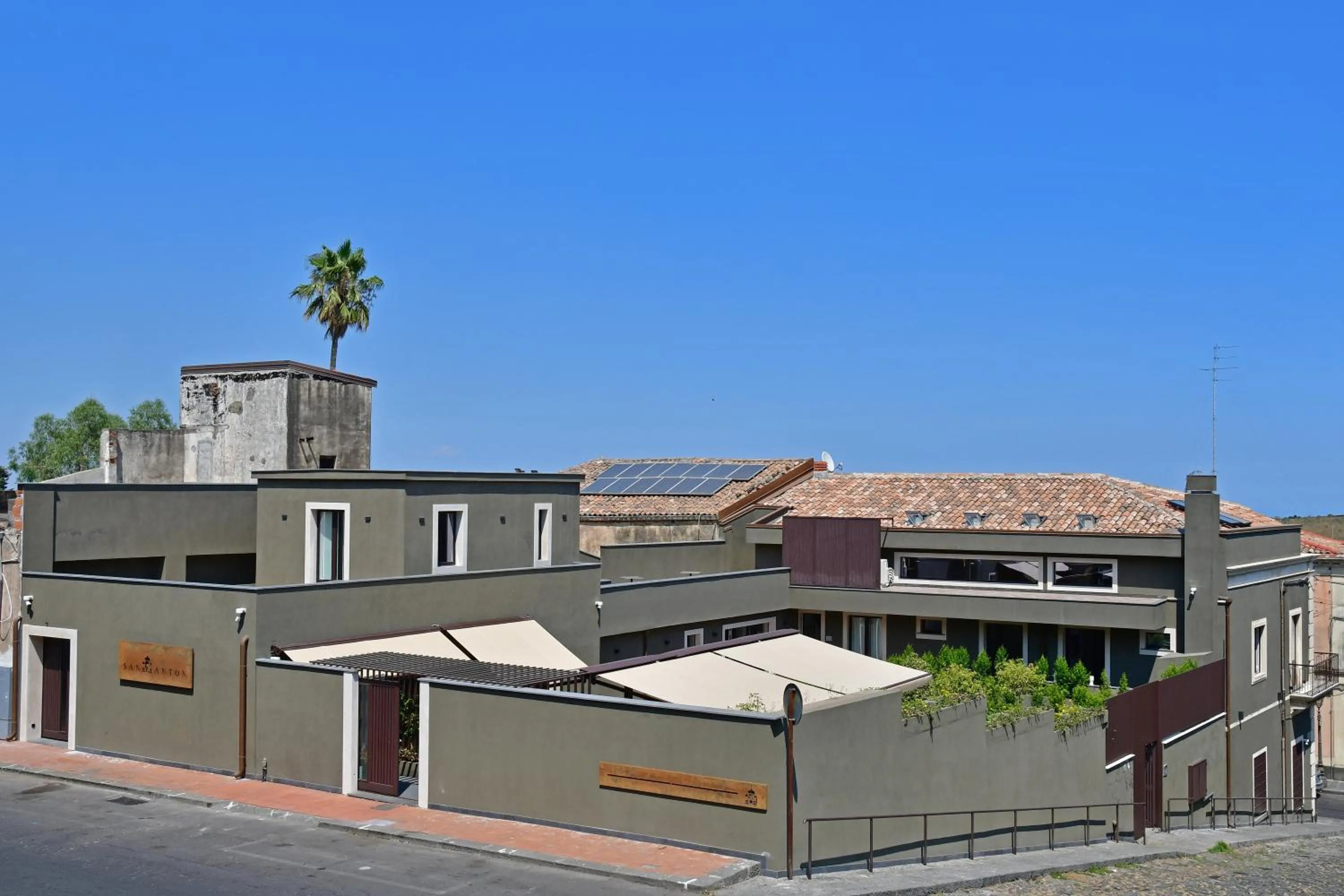 Property building in San Anton Hotel