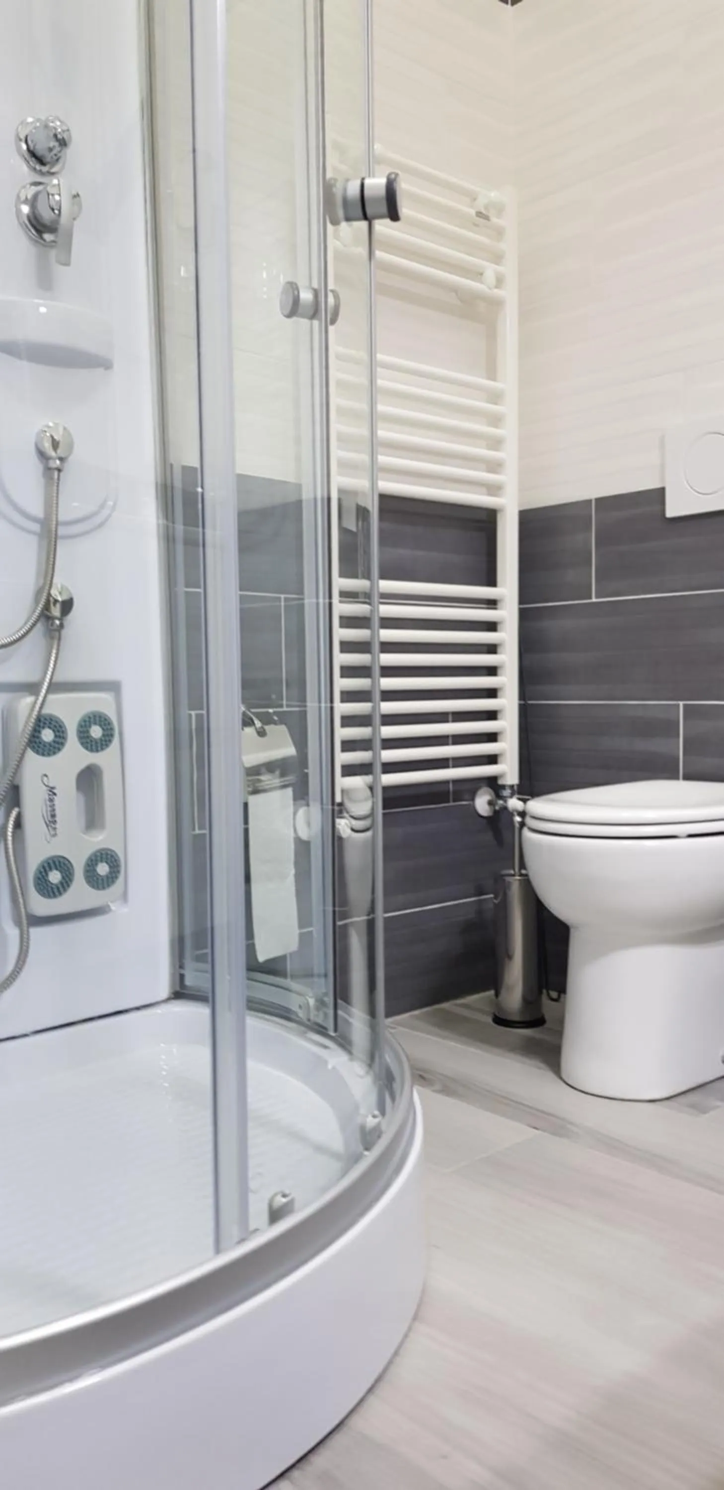 Shower in Holiday B&B