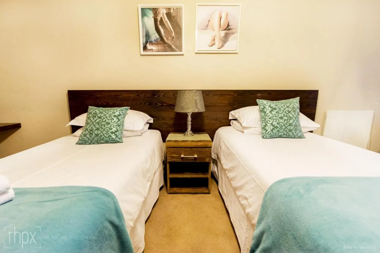 Bedroom, Bed in OR Tambo Guest House