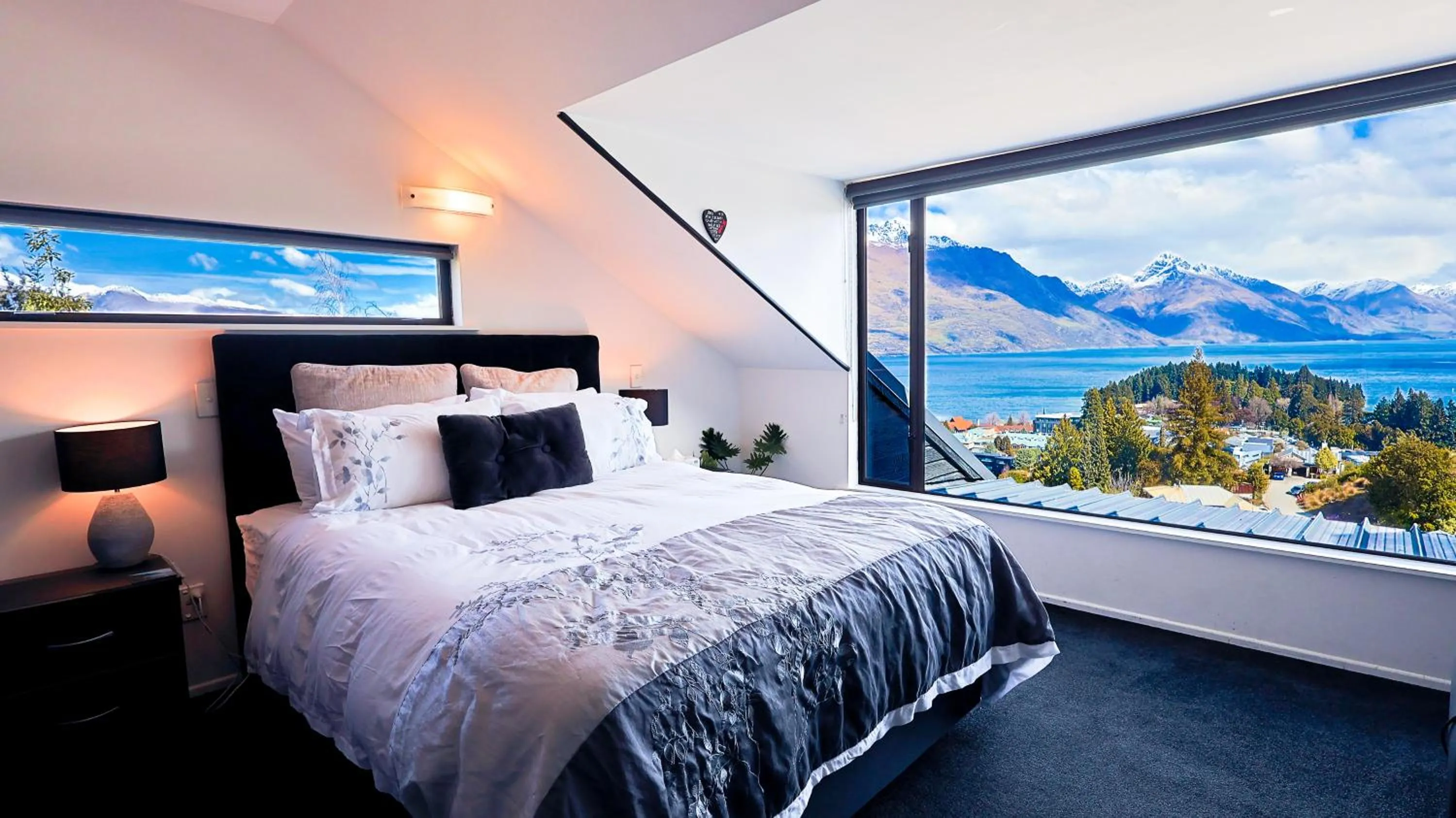Awesome Studio - Amazing Mountain & Lake Views