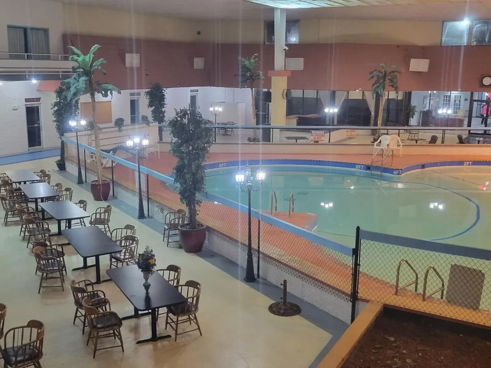 Pool view in Baymont by Wyndham Hannibal Pool view in Baymont by Wyndham Hannibal