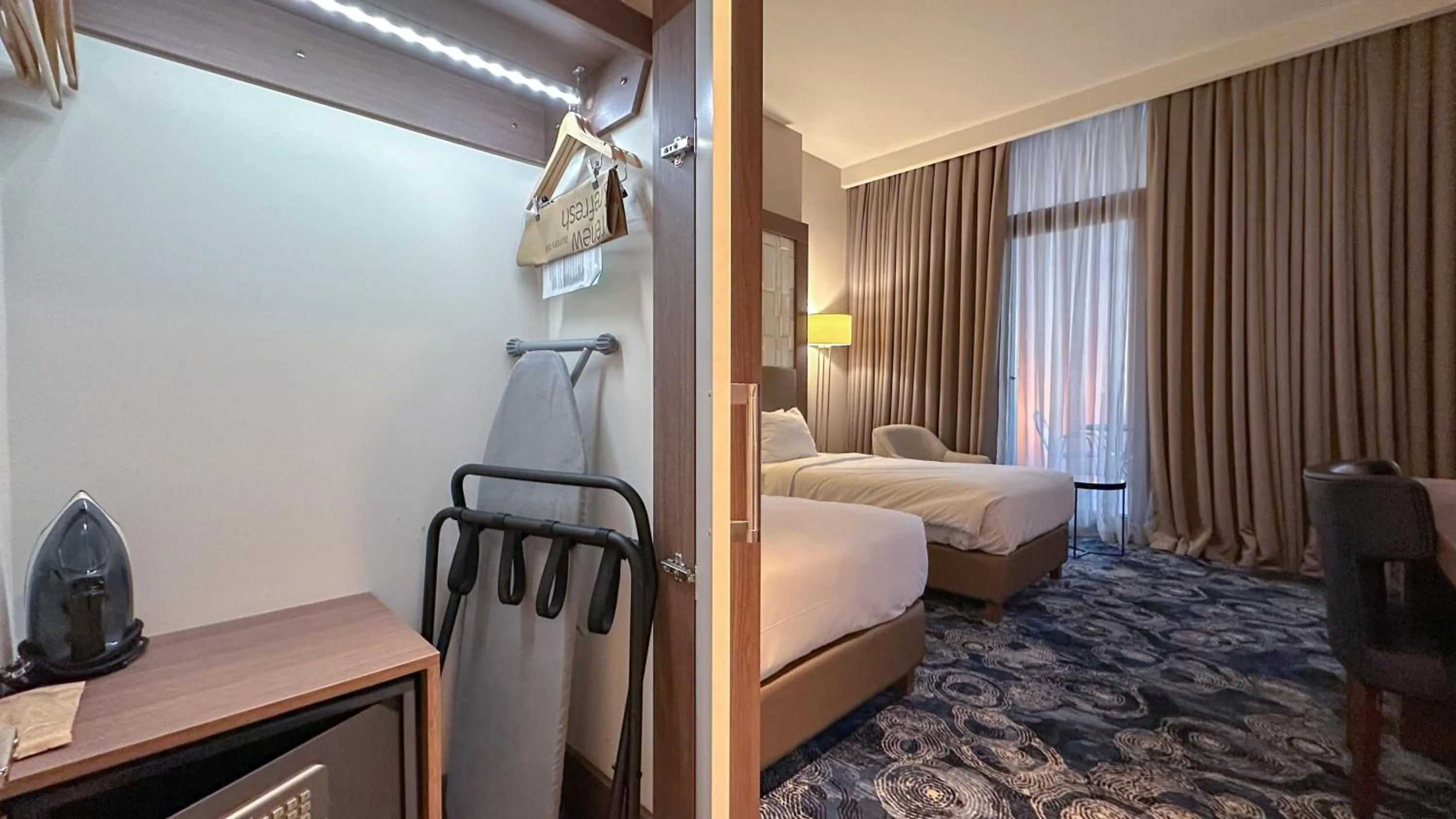 Bedroom, Bed in Tbilisi Philharmonic Hotel by Mercure