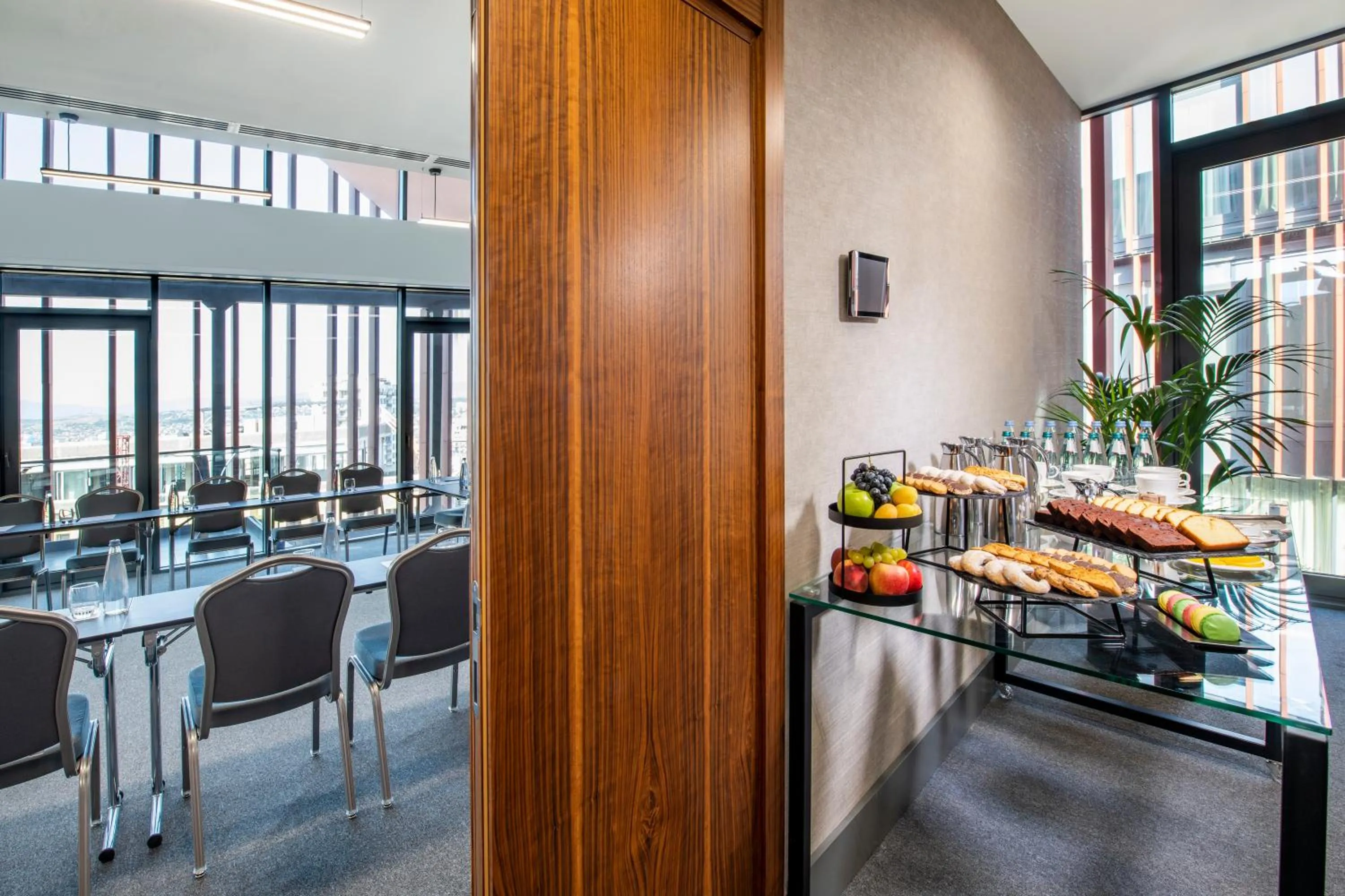 Banquet/Function facilities in Tbilisi Philharmonic Hotel by Mercure