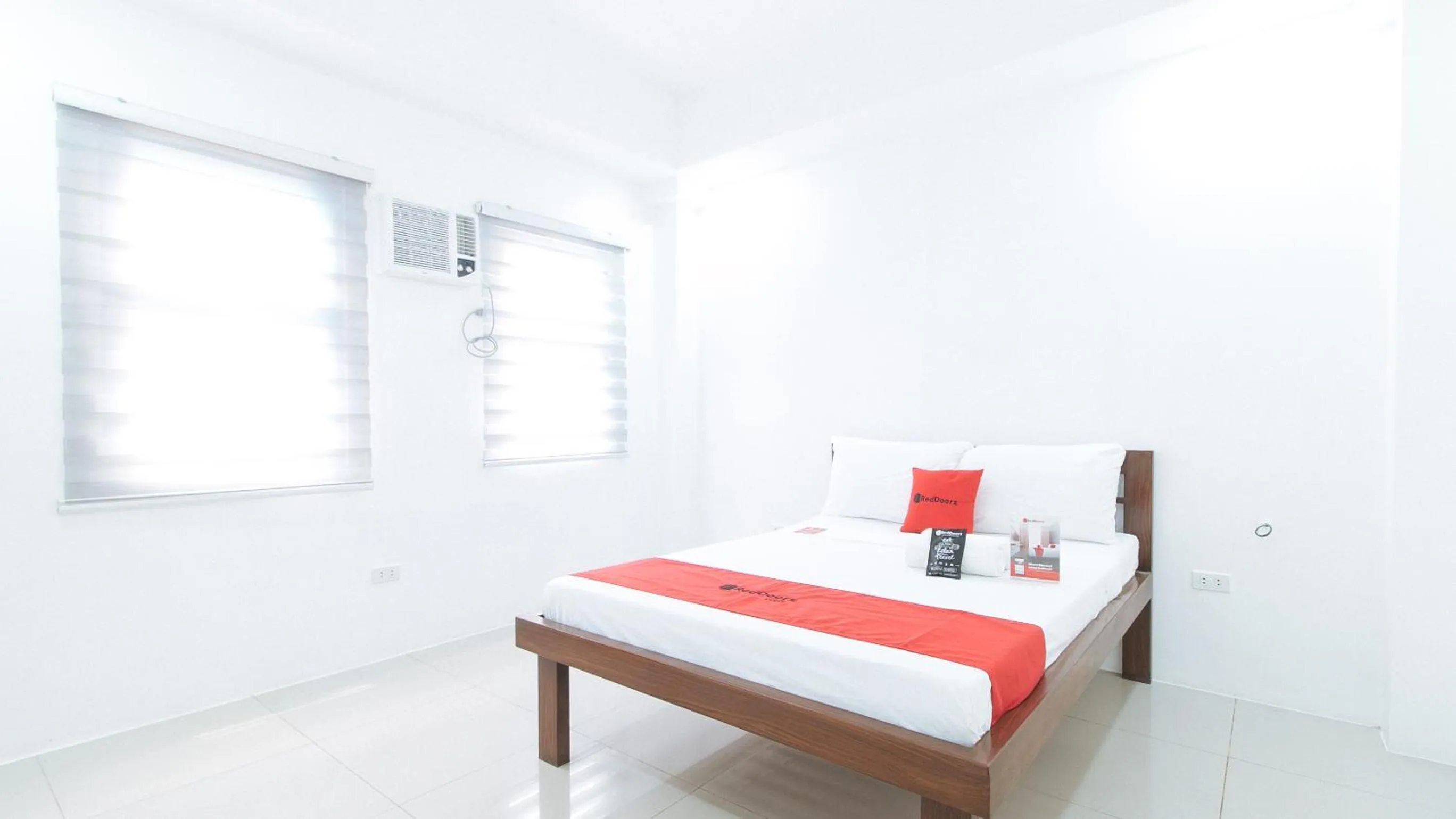Bedroom, Bed in RedDoorz Plus at DBuilders Poblacion BGC