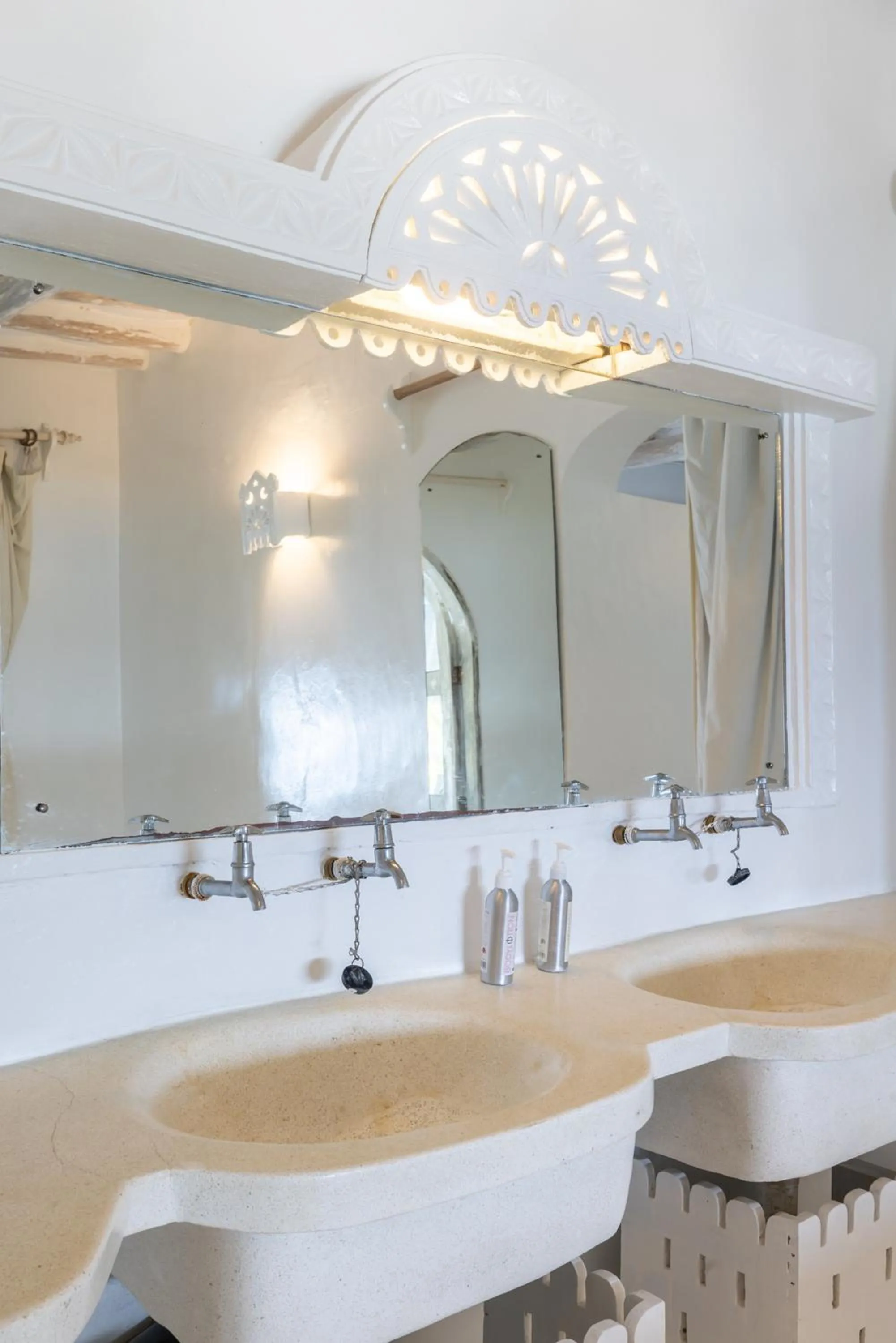 Bathroom in Msambweni Beach House and Private Villas