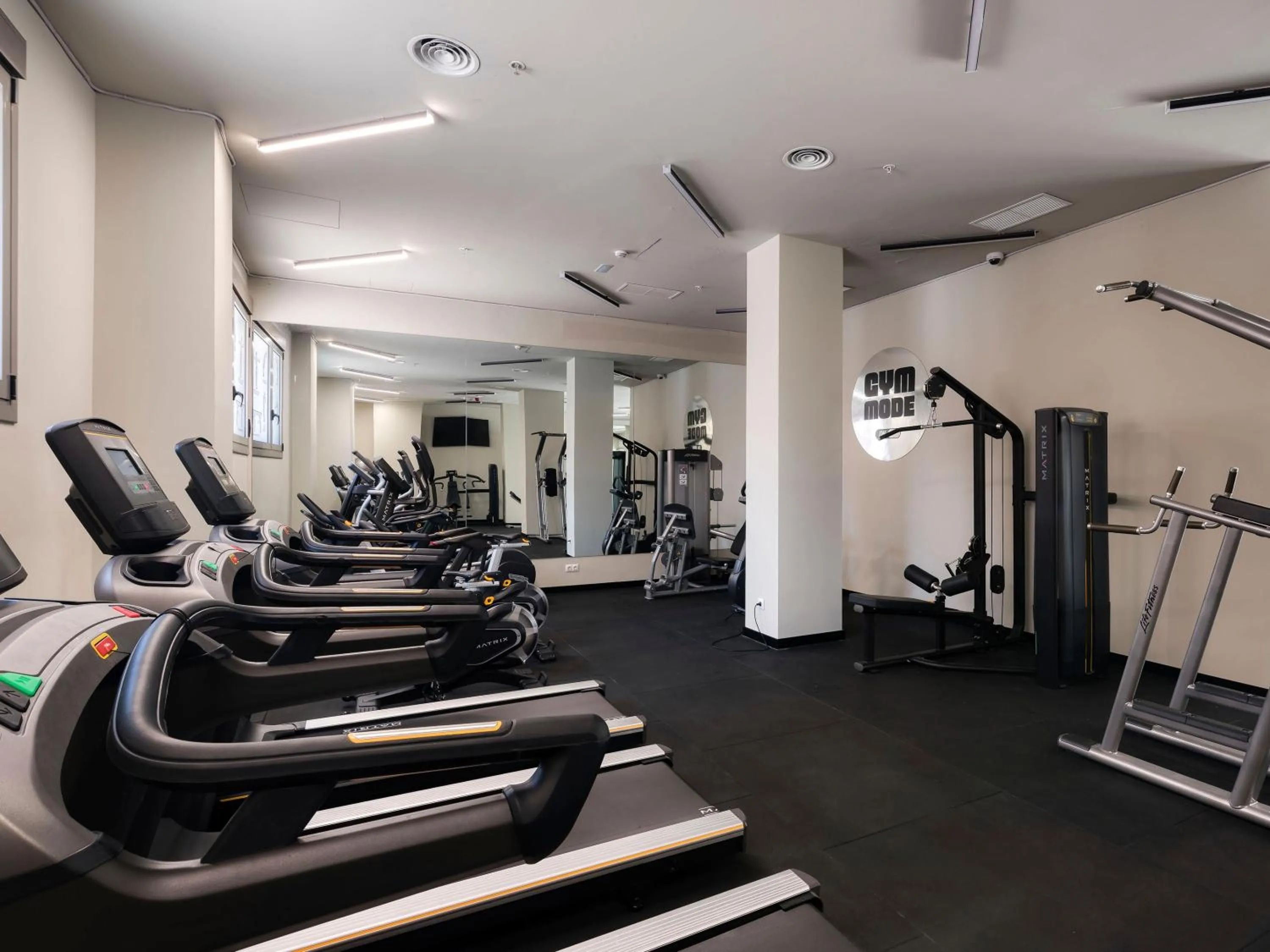Fitness centre/facilities in Livensa Living Studios Valencia Marina Real Hotel-Apartamento