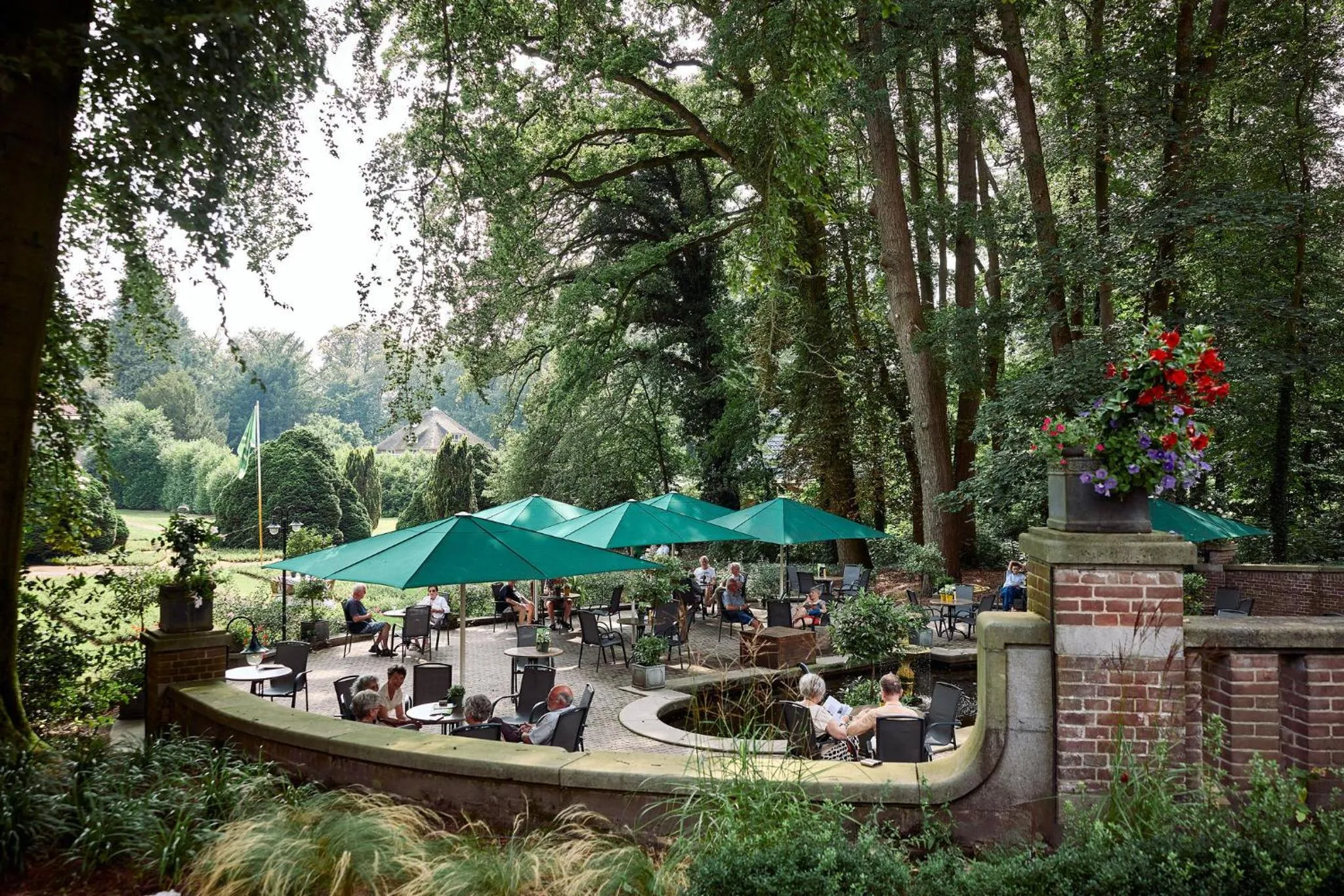 Restaurant/places to eat in Landgoed Ehzerwold