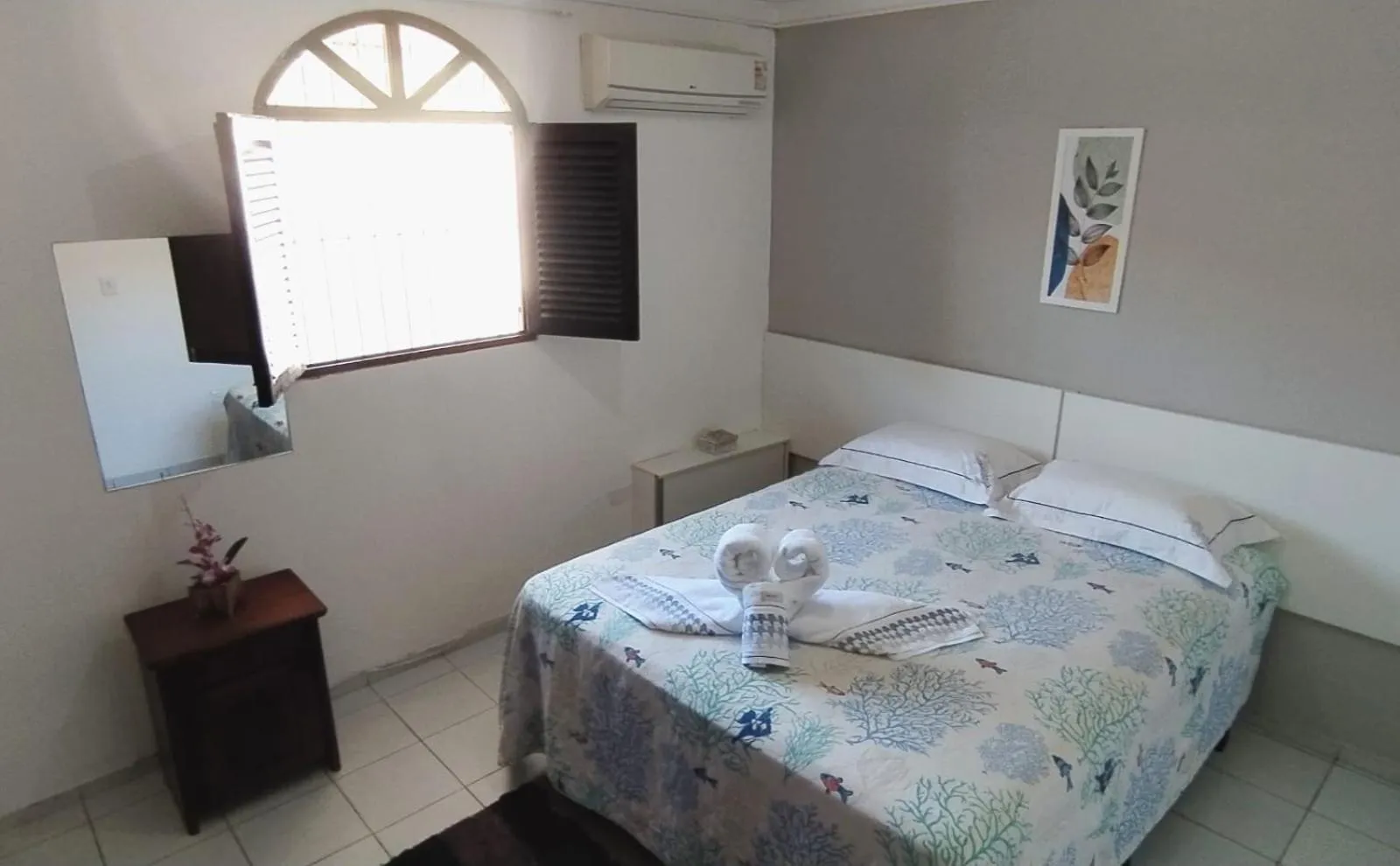 Bed in POUSADA VENTO NORTE CAMA & CAFÉ SUÍTES INDIVIDUAIs