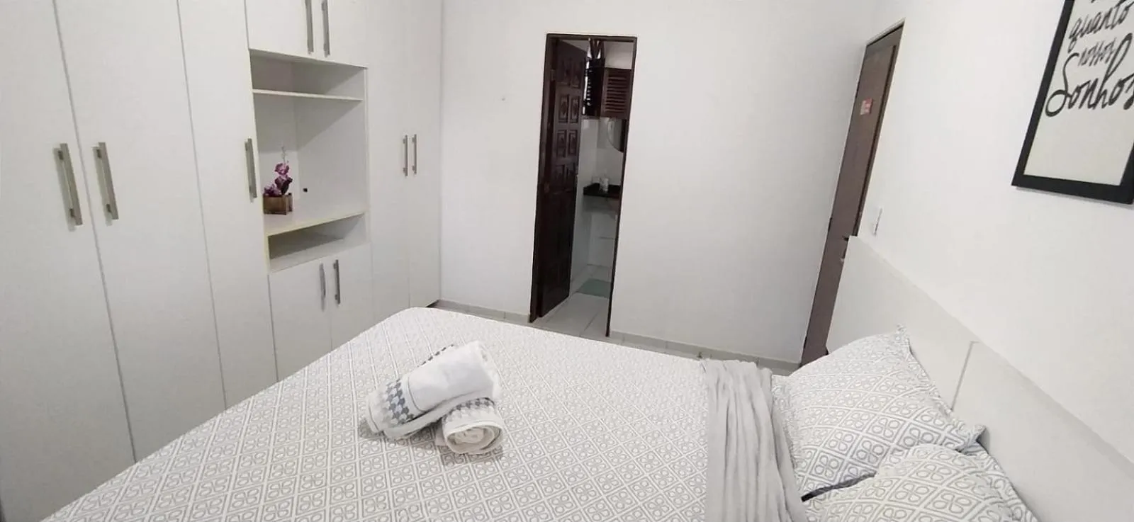 Bed in POUSADA VENTO NORTE CAMA & CAFÉ SUÍTES INDIVIDUAIs