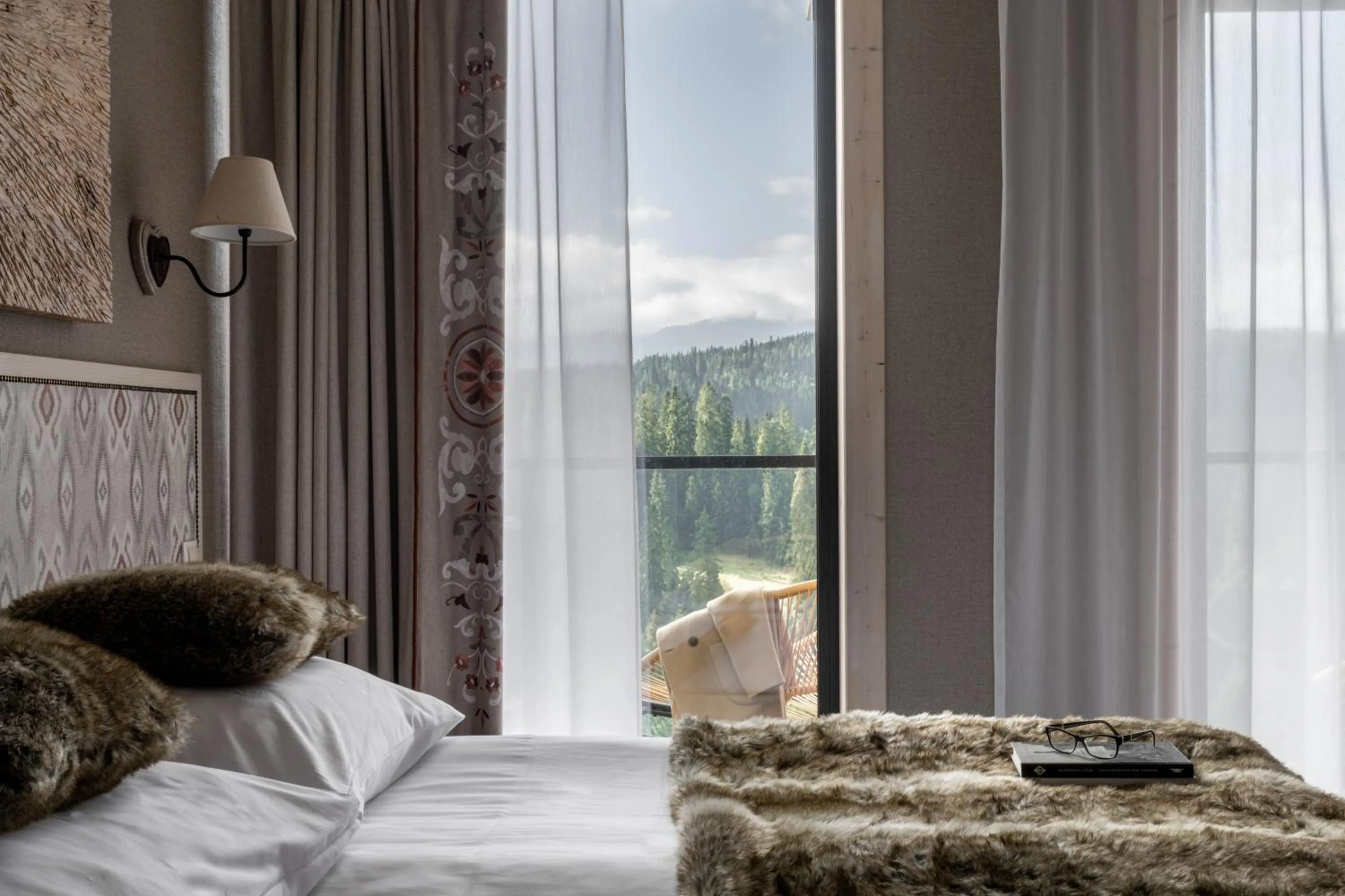 Property building, Bed in Apartamenty Aries Residence Bukowina