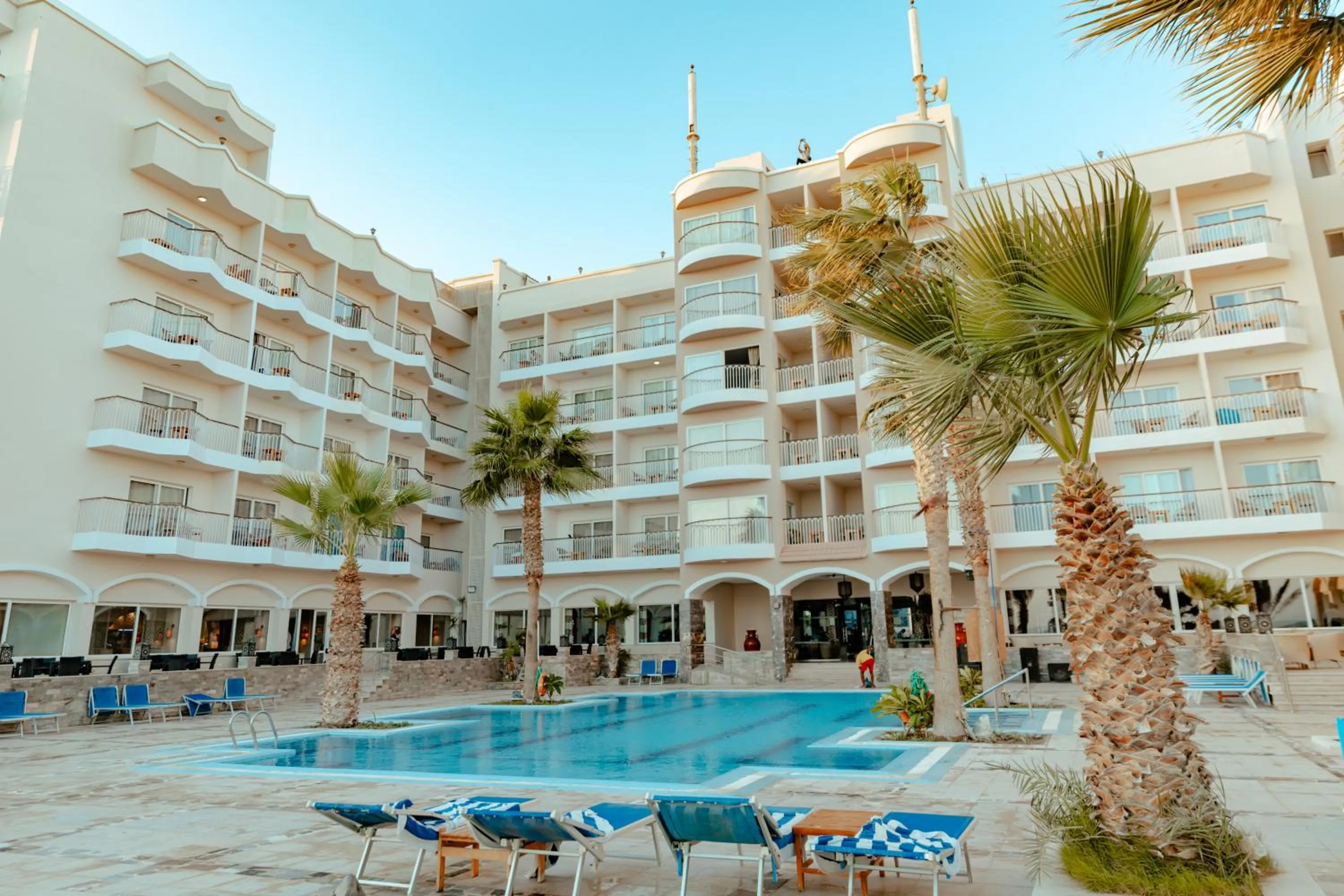 Swimming pool in Royal Star Beach Resort