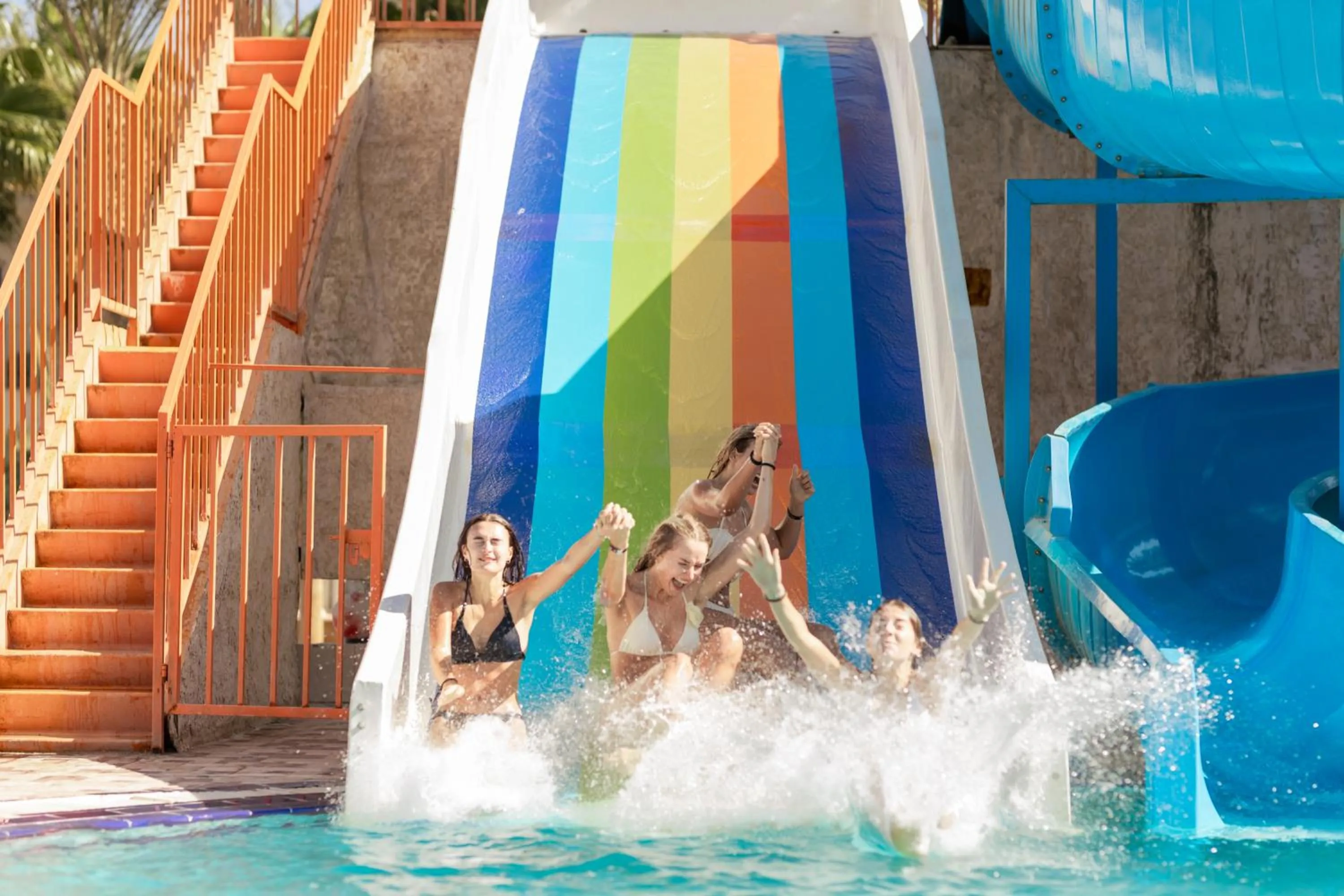 Swimming pool in Royal Star Beach Resort