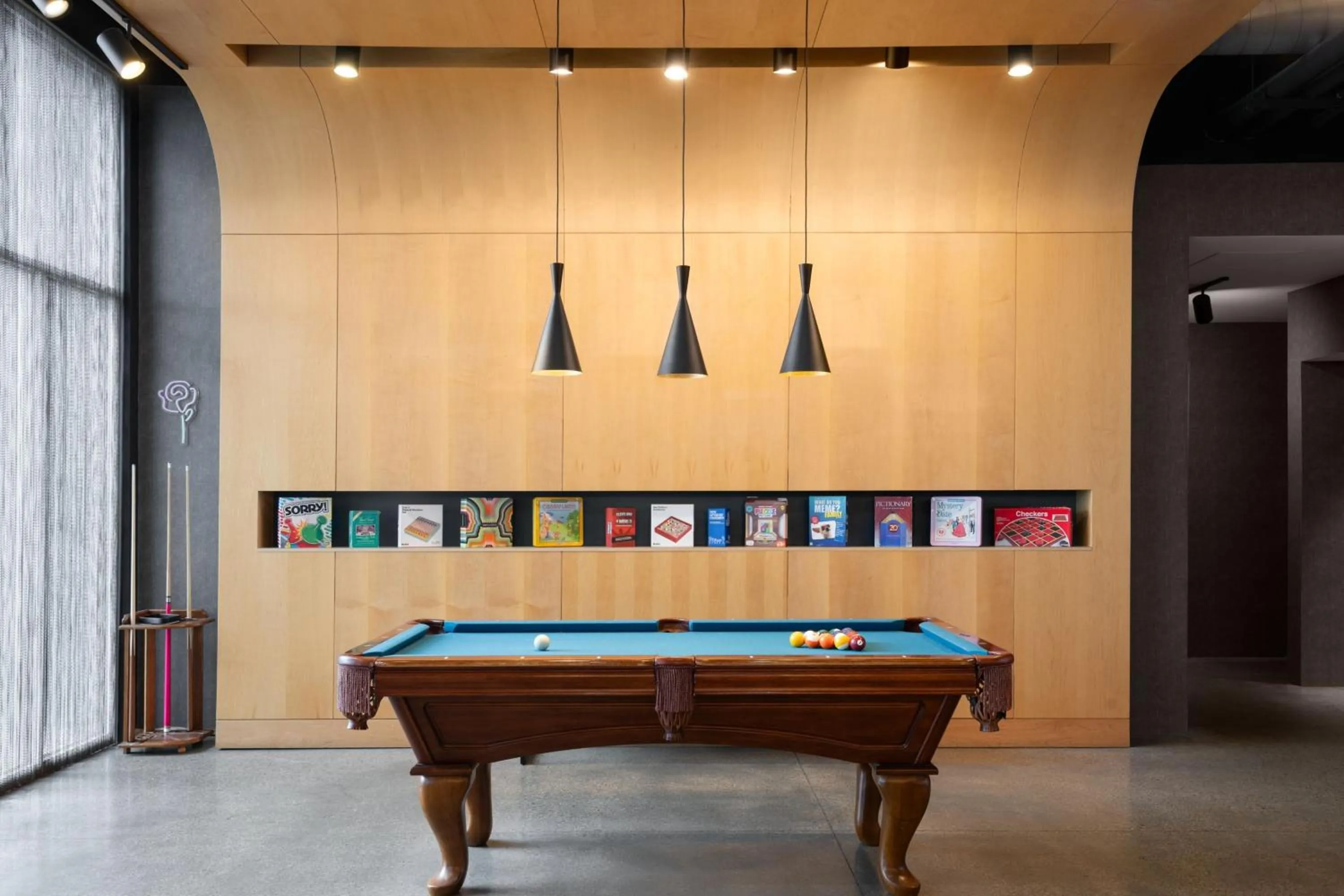 Swimming pool in Aloft Beachwood