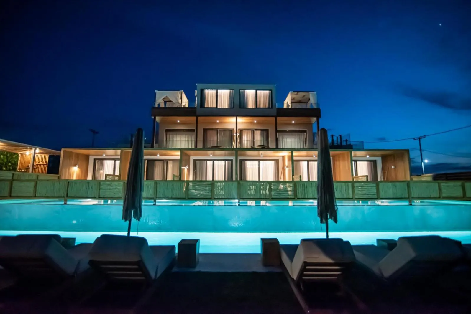King's & Queen's Afitos - Suites With Private Pool