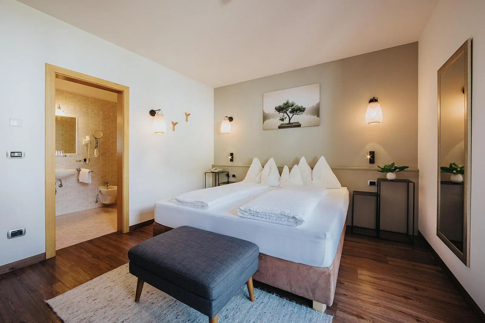 Photo of the whole room, Bed in Hotel Bischofhof