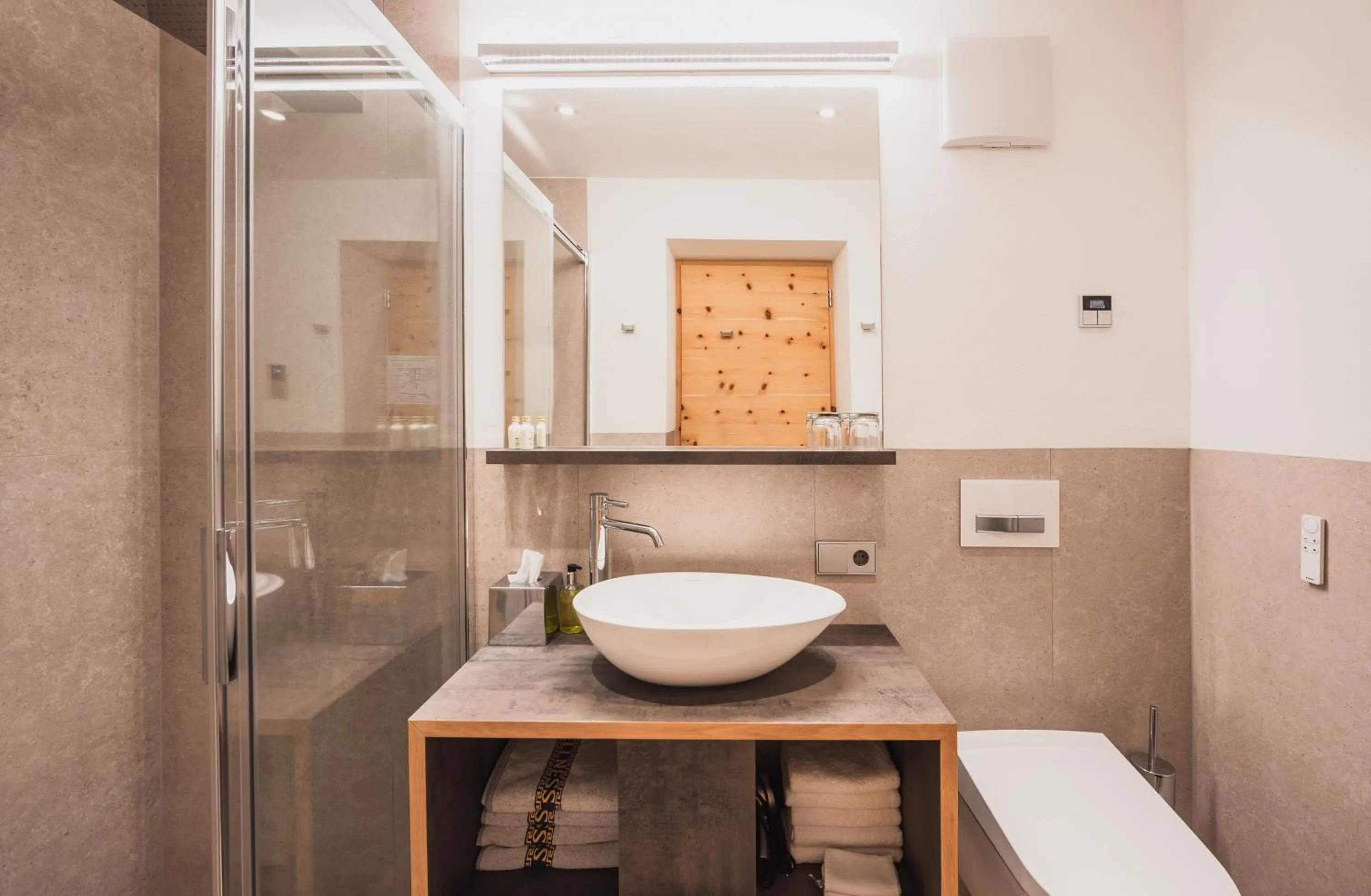 Bathroom in Hotel Bischofhof