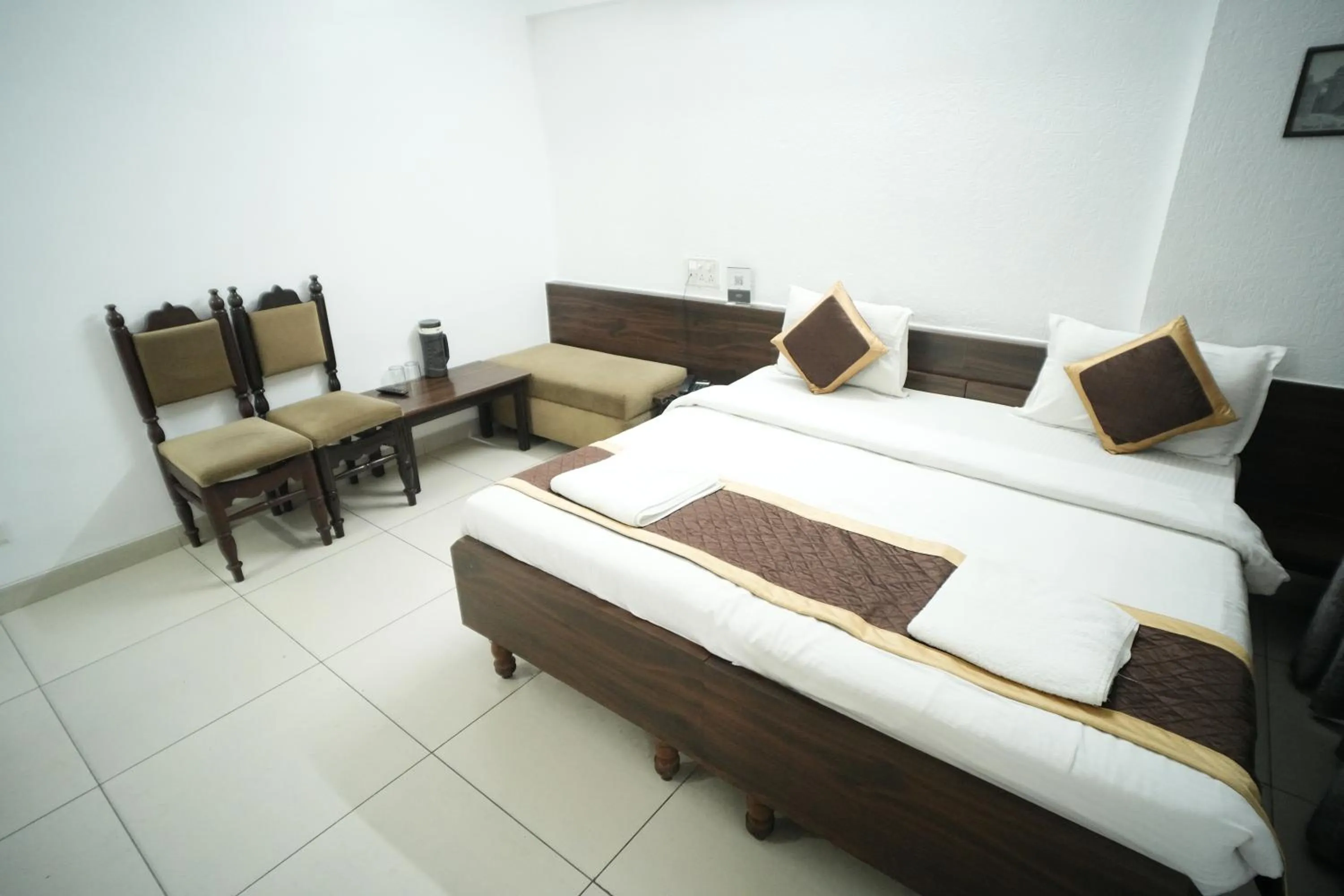 Photo of the whole room, Bed in Hotel Kartiki