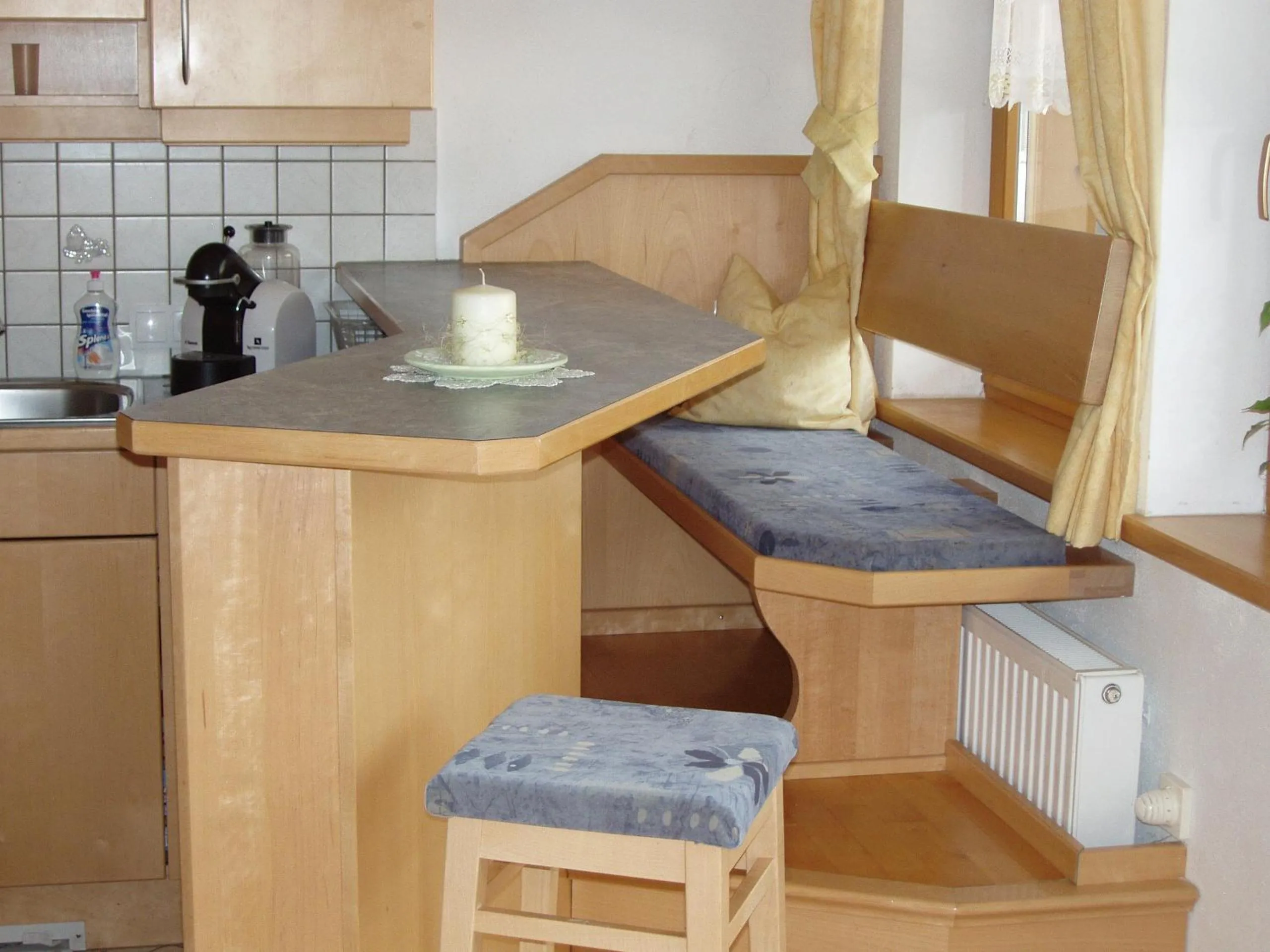 Kitchen or kitchenette in Ferienwohnung Wohlfartstätter