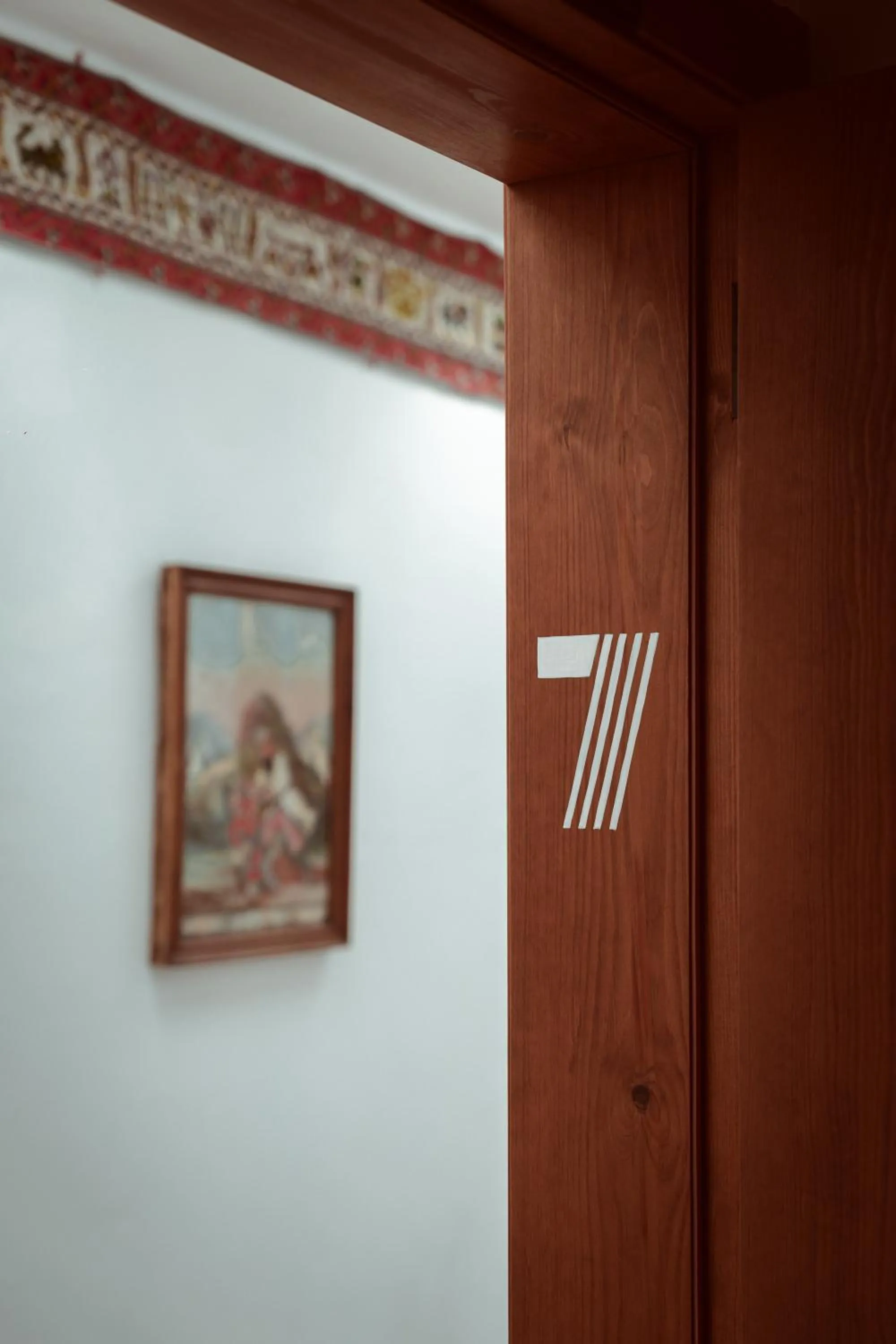 Logo/Certificate/Sign in Hostal Mar y Sal