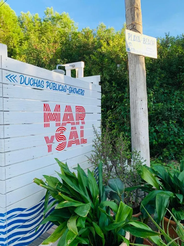 Shower in Hostal Mar y Sal