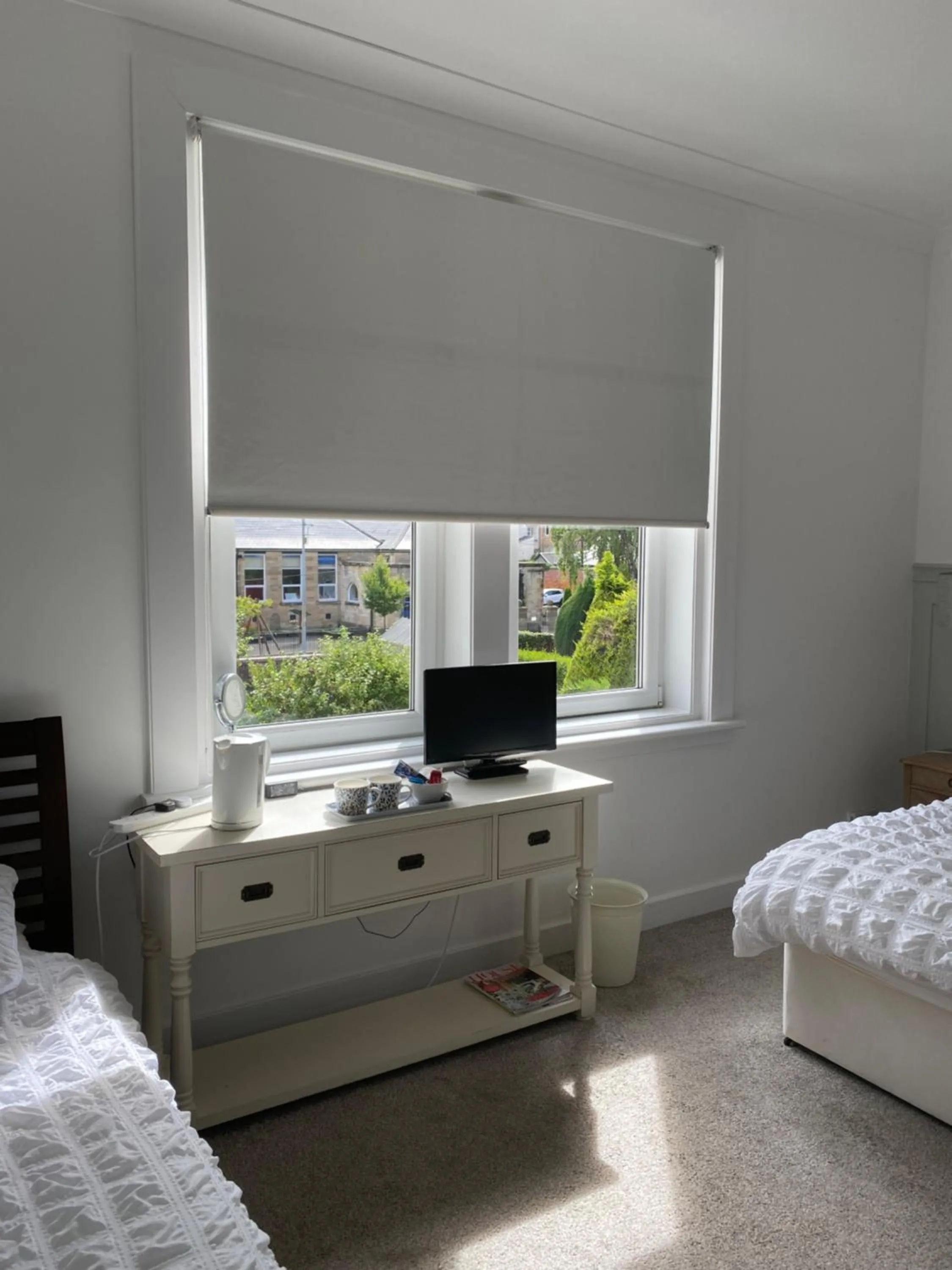 Bed in Giffnock Rooms