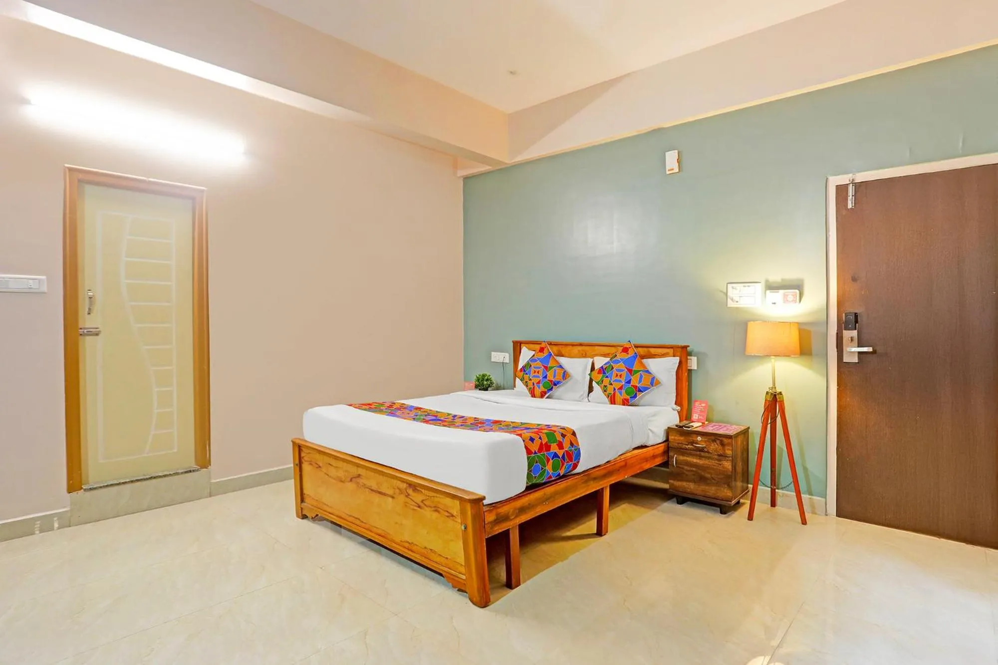 Bed in Kings Palace Manyata