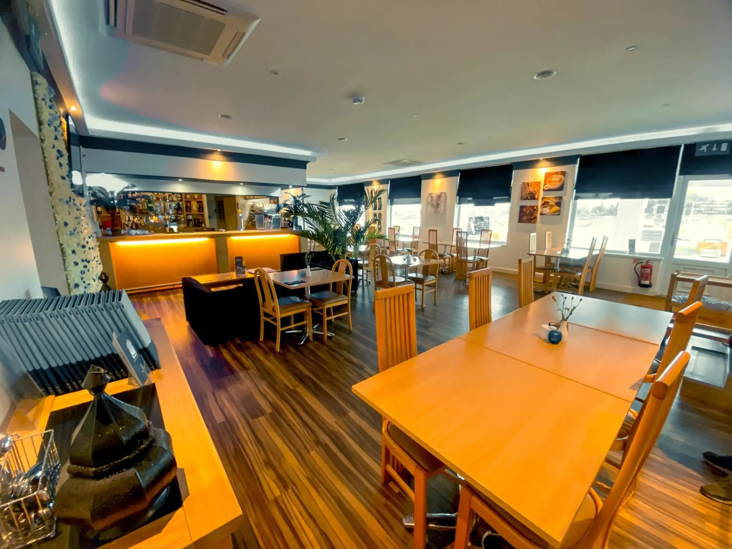 Restaurant/places to eat in Hawk House Restaurant/places to eat in Hawk House
