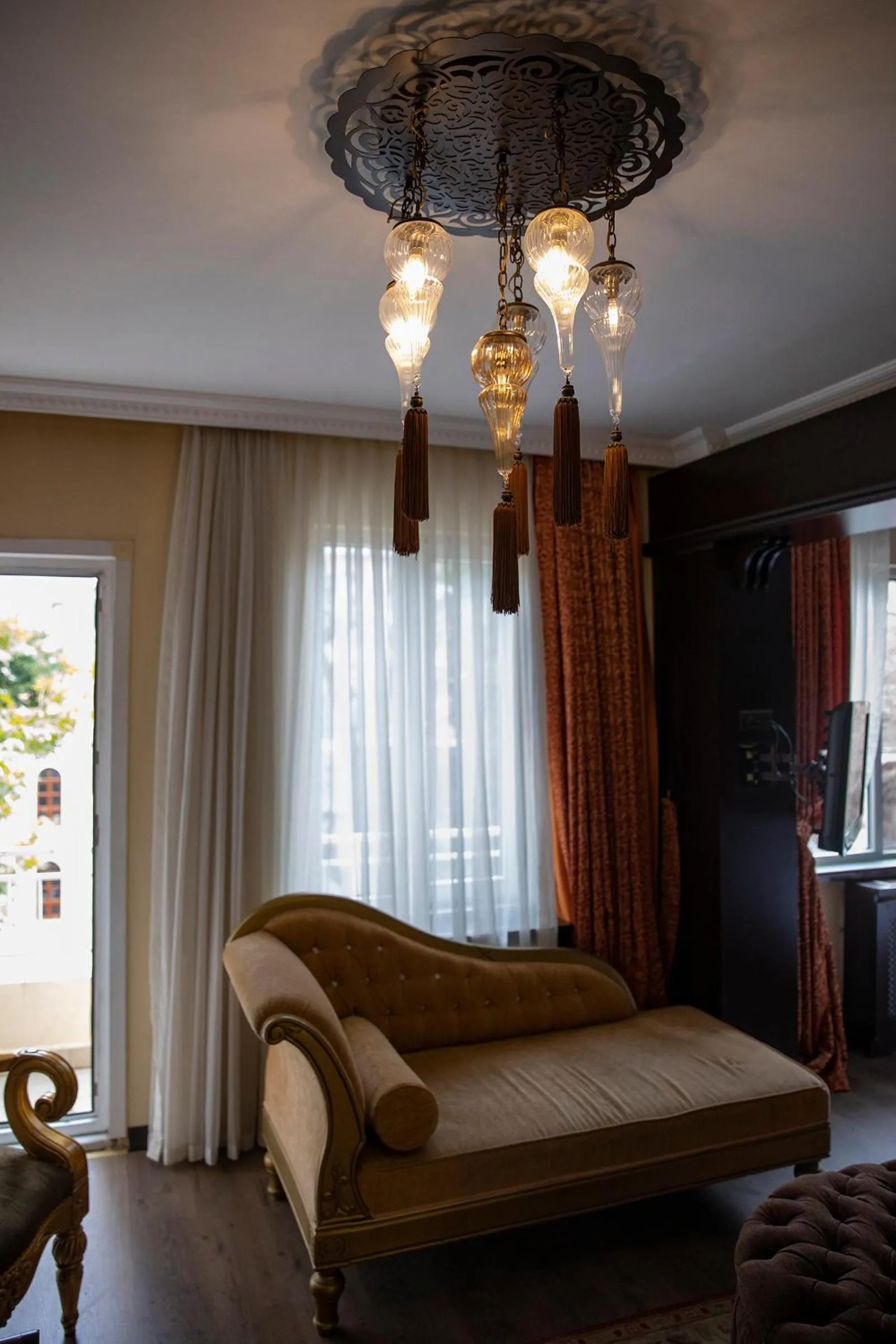 Bed in Ottoman Hotel Imperial-Special Category