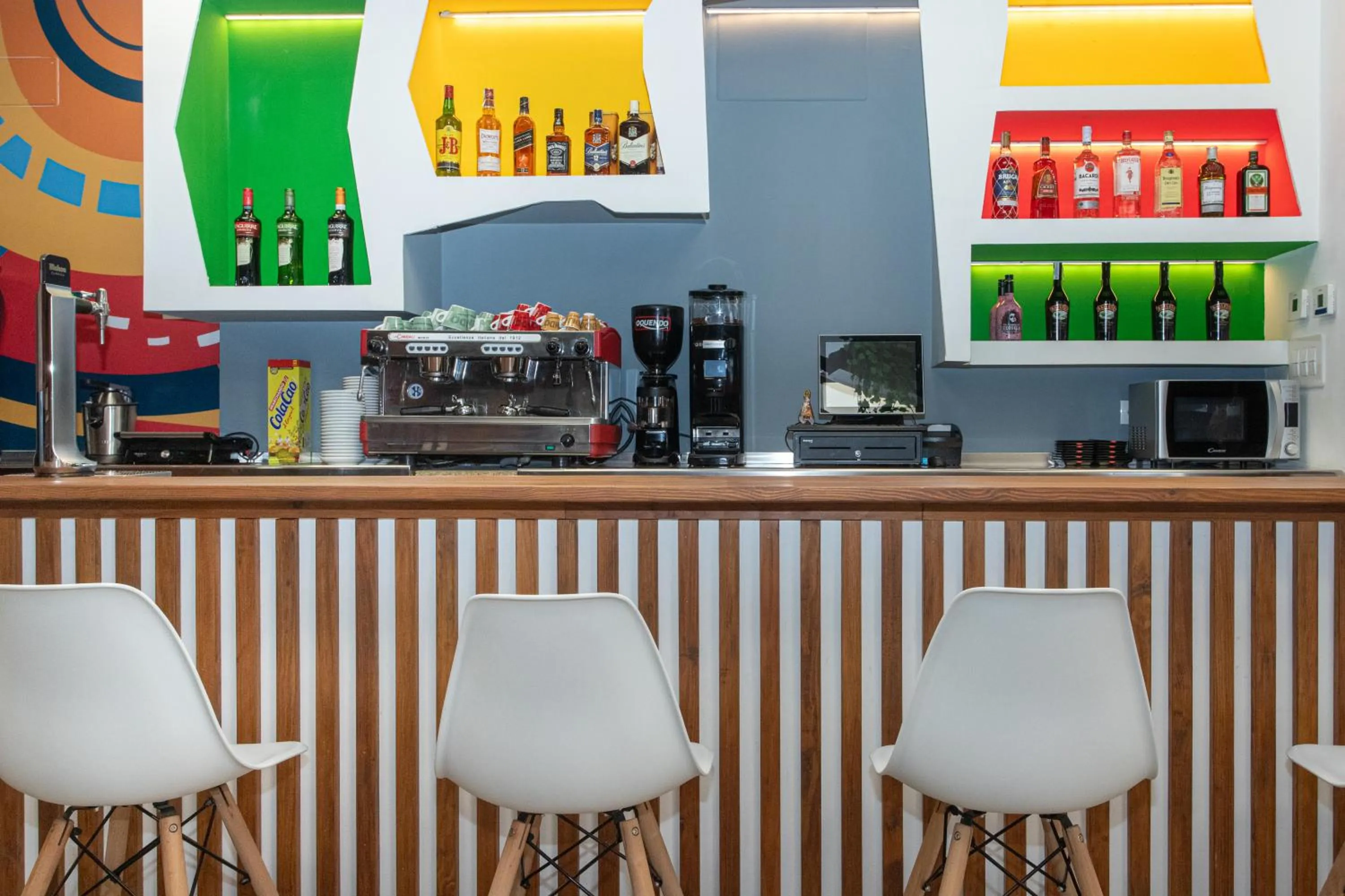 Food and drinks in Llanes Hostel