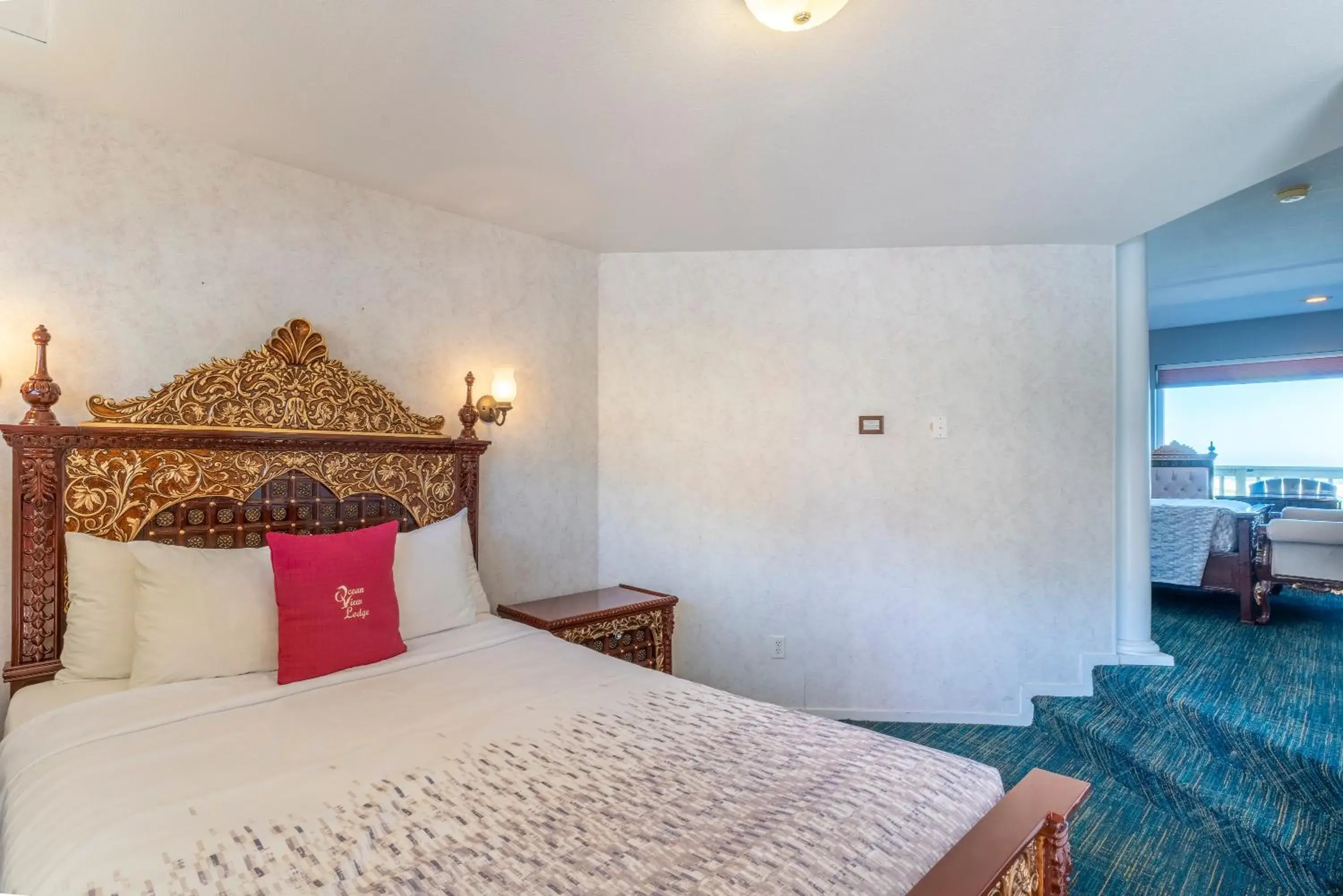 Queen Room with Two Queen Beds in Ocean View Lodge Queen Room with Two Queen Beds in Ocean View Lodge