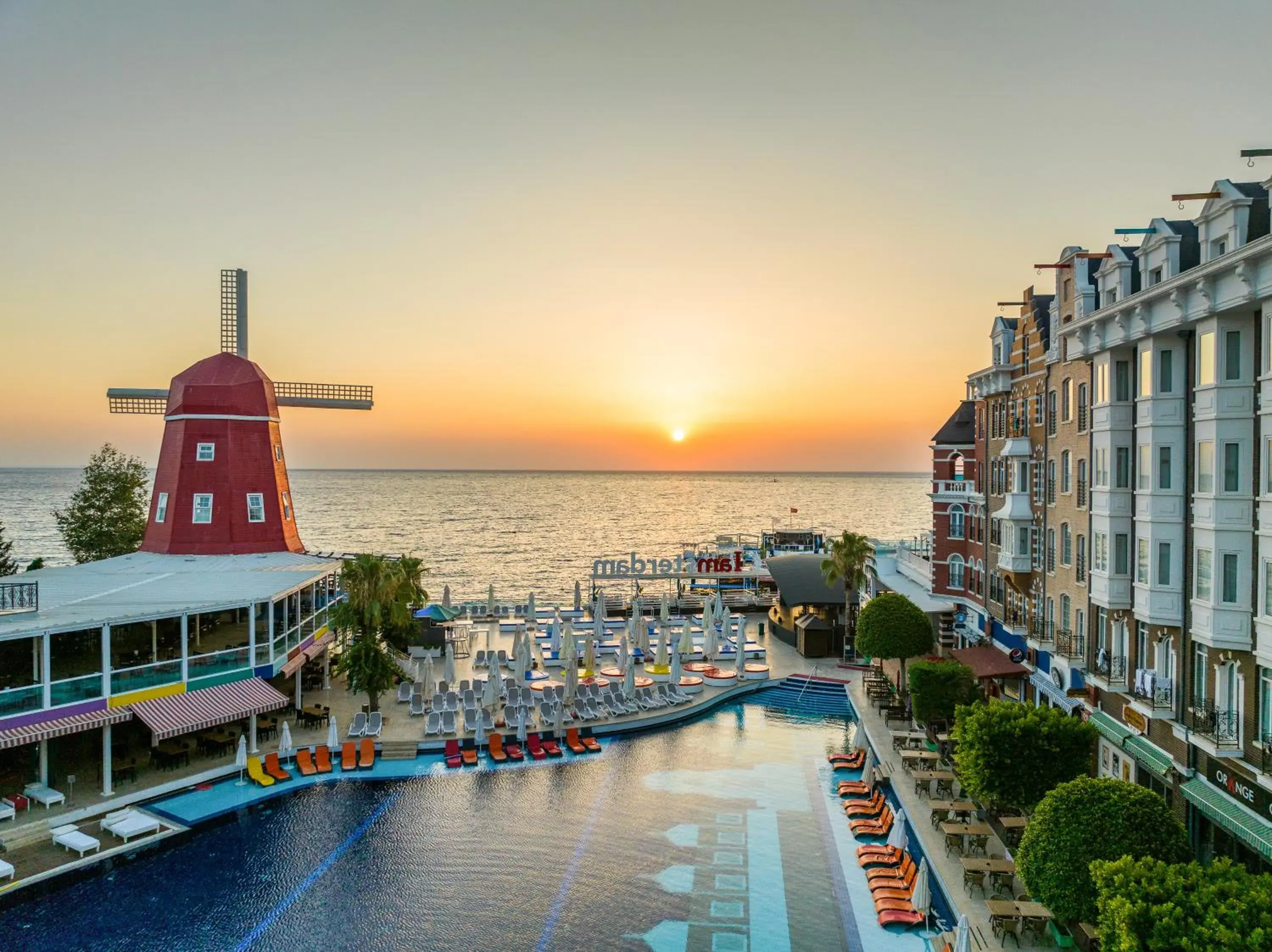 Property building in Orange County Kemer Property building in Orange County Kemer