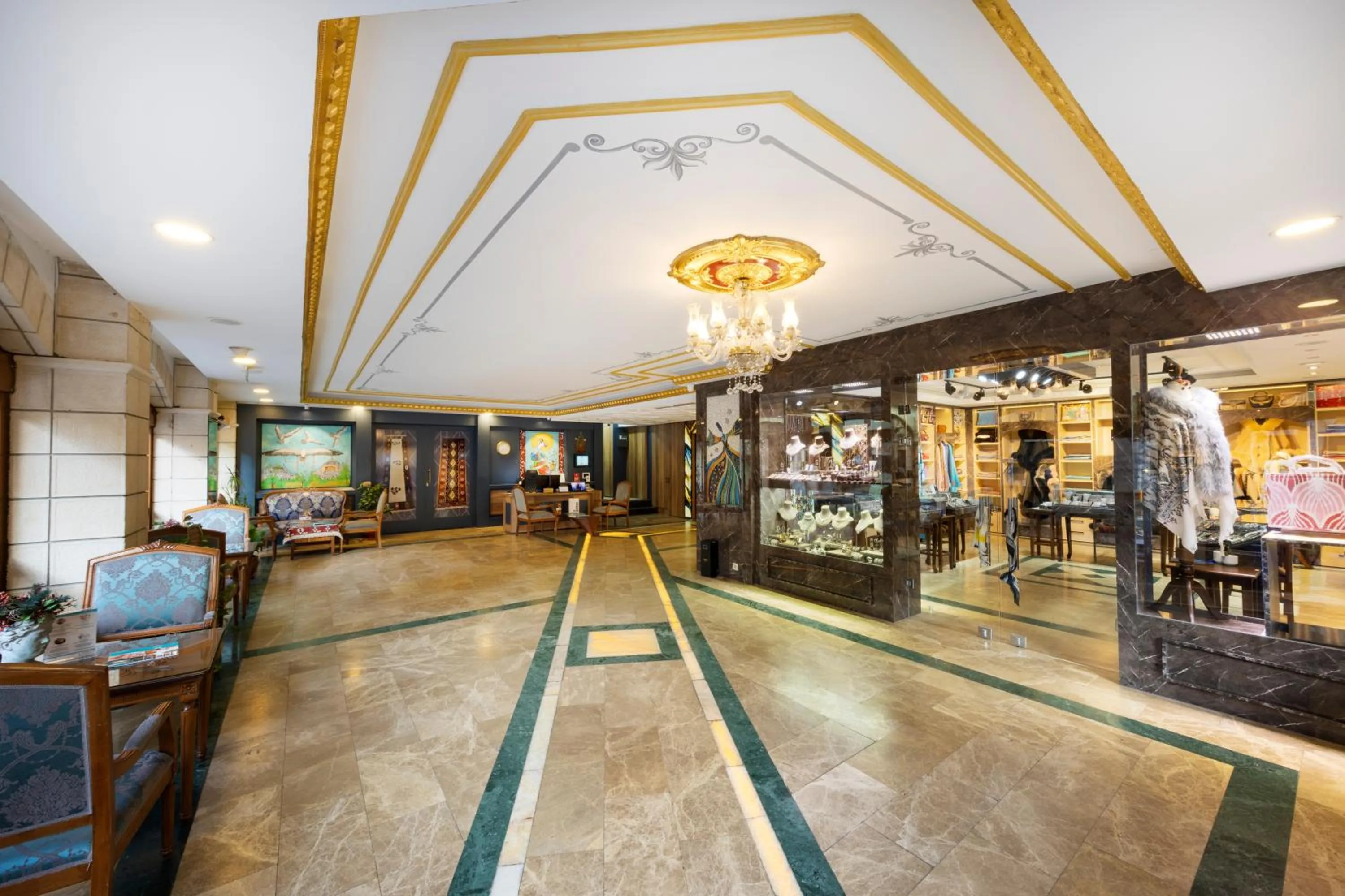 On-site shops in Seven Hills Hotel - Special Category