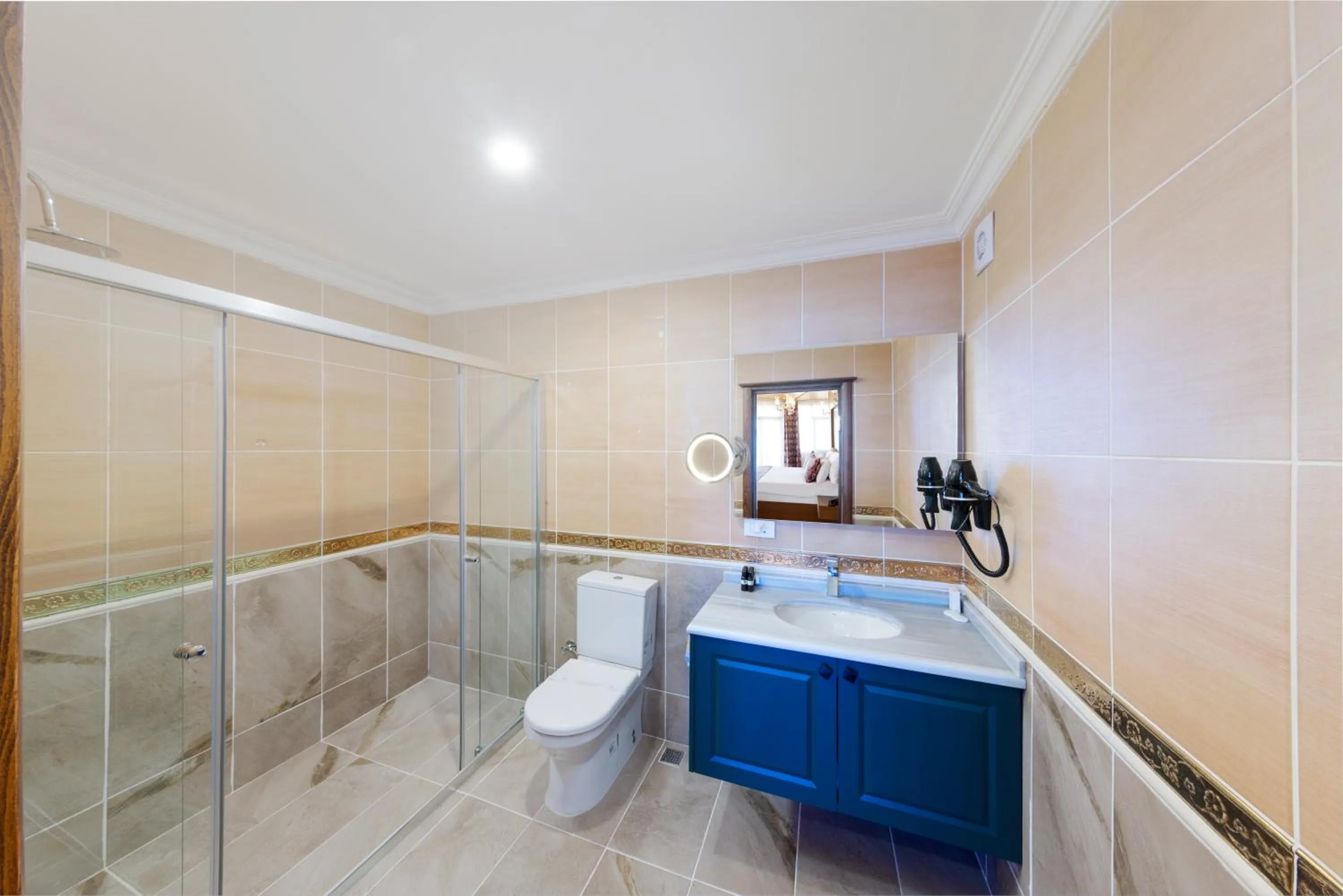 Shower in Seven Hills Hotel - Special Category